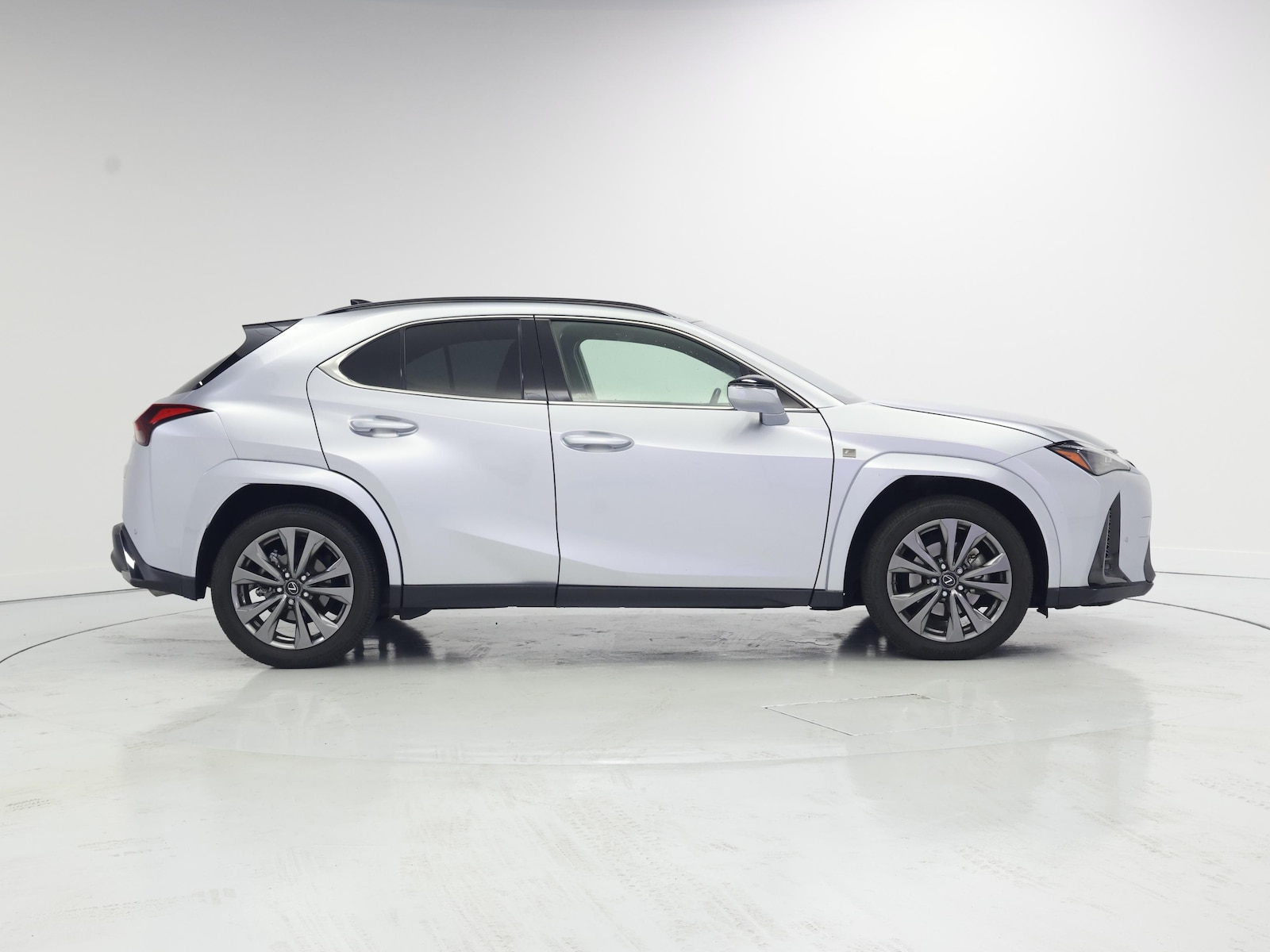 2024 Lexus UX Hybrid 250h F Sport Design - Photo 8