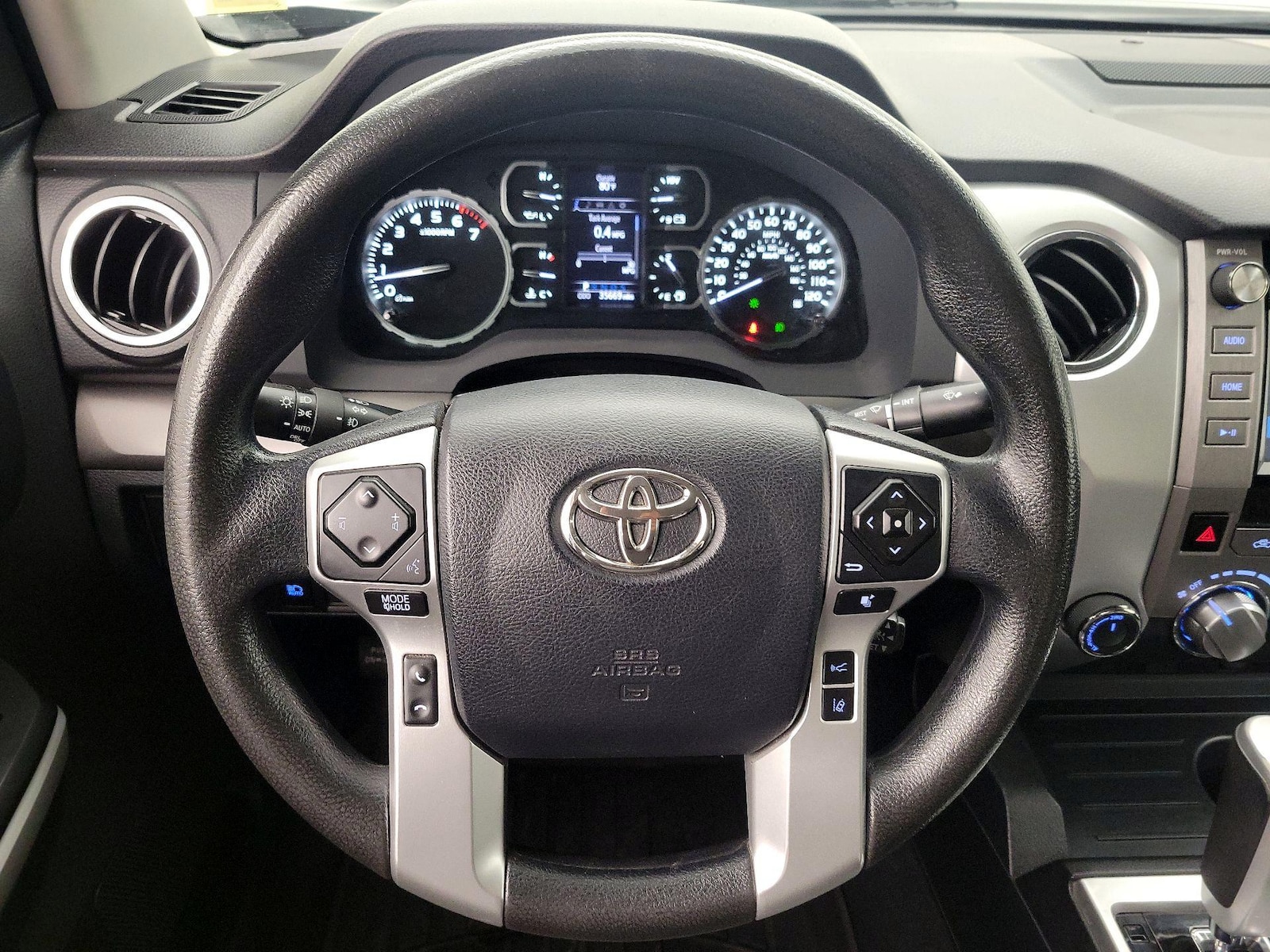 2019 Toyota Tundra SR5 - Photo 11