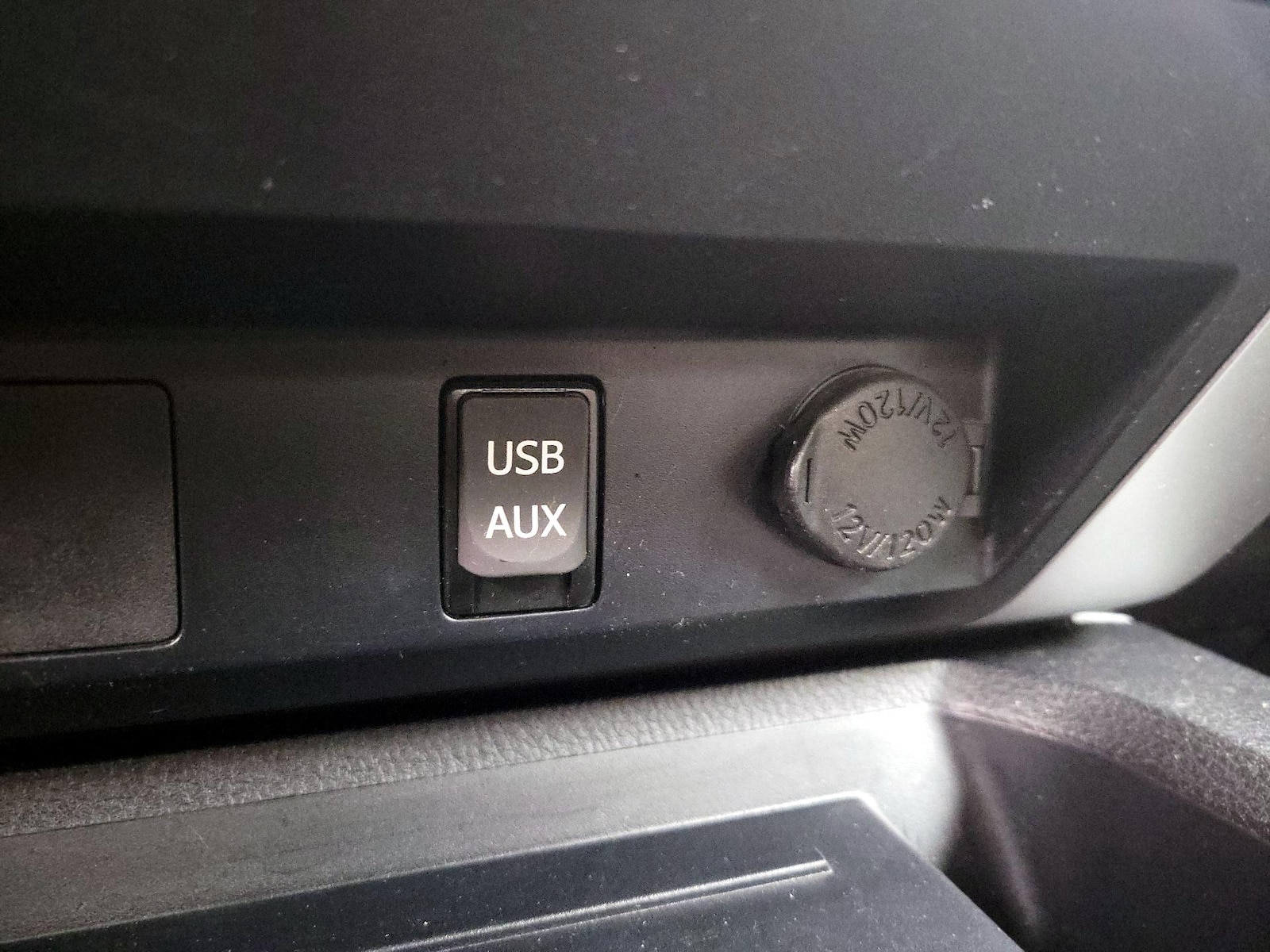 2019 Toyota Tundra SR5 - Photo 19