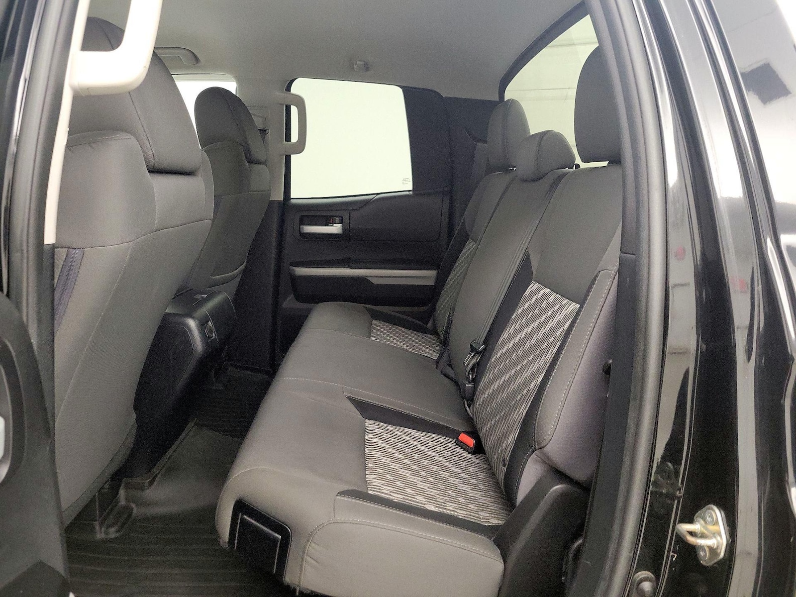 2019 Toyota Tundra SR5 - Photo 20