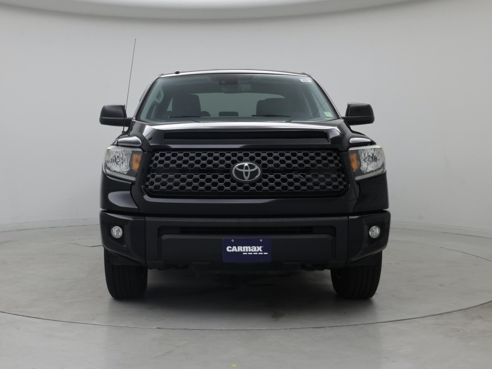 2019 Toyota Tundra SR5 - Photo 6