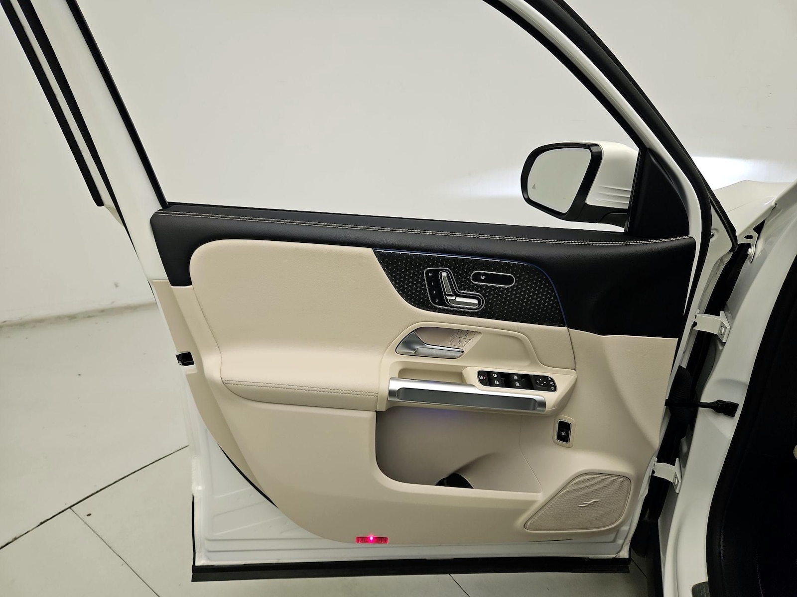 2024 Mercedes-Benz GLB Base - Photo 13