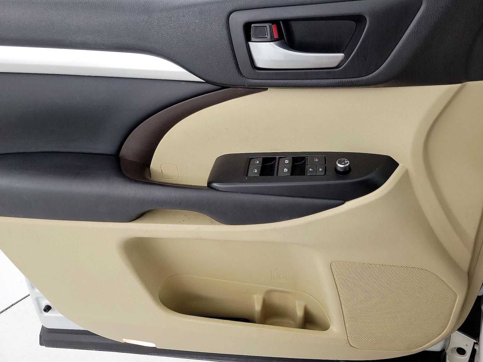 2018 Toyota Highlander XLE - Photo 13