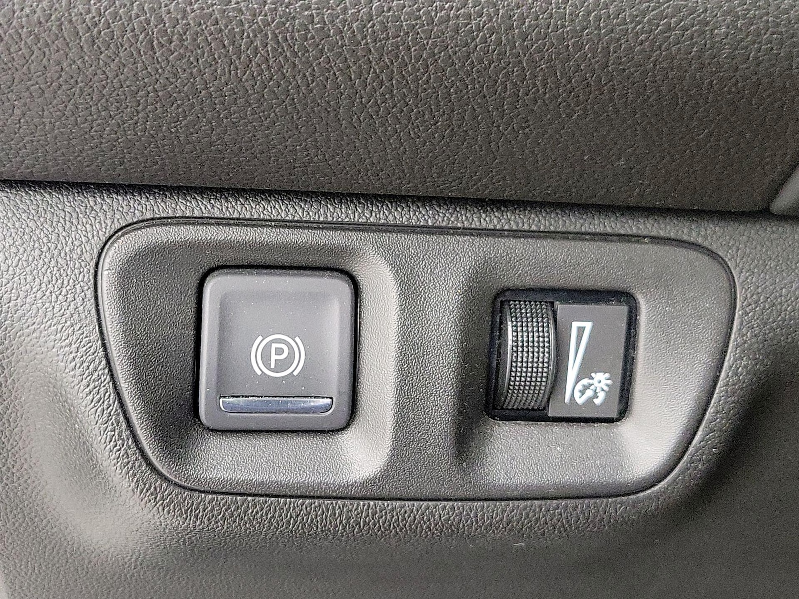 2019 GMC Acadia Denali - Photo 14