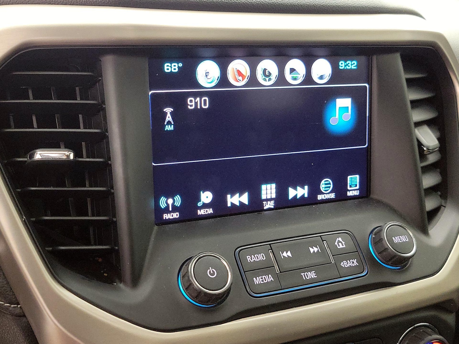 2019 GMC Acadia Denali - Photo 17