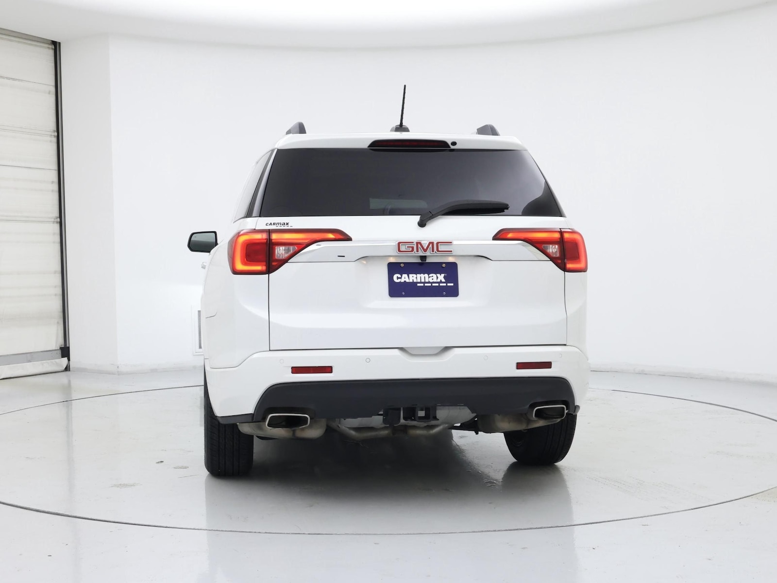 2019 GMC Acadia Denali - Photo 7