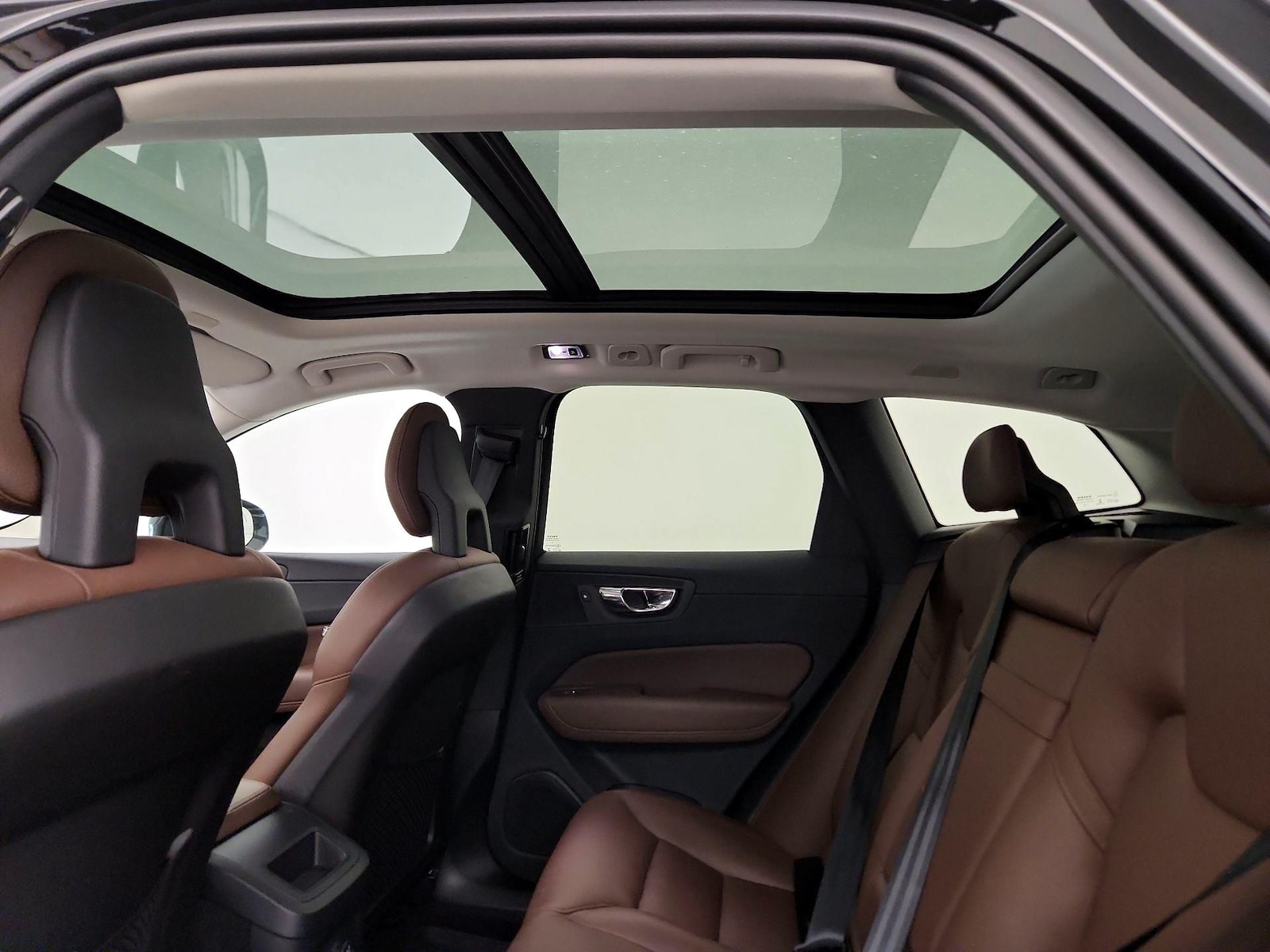 2018 Volvo XC60 Inscription - Photo 25
