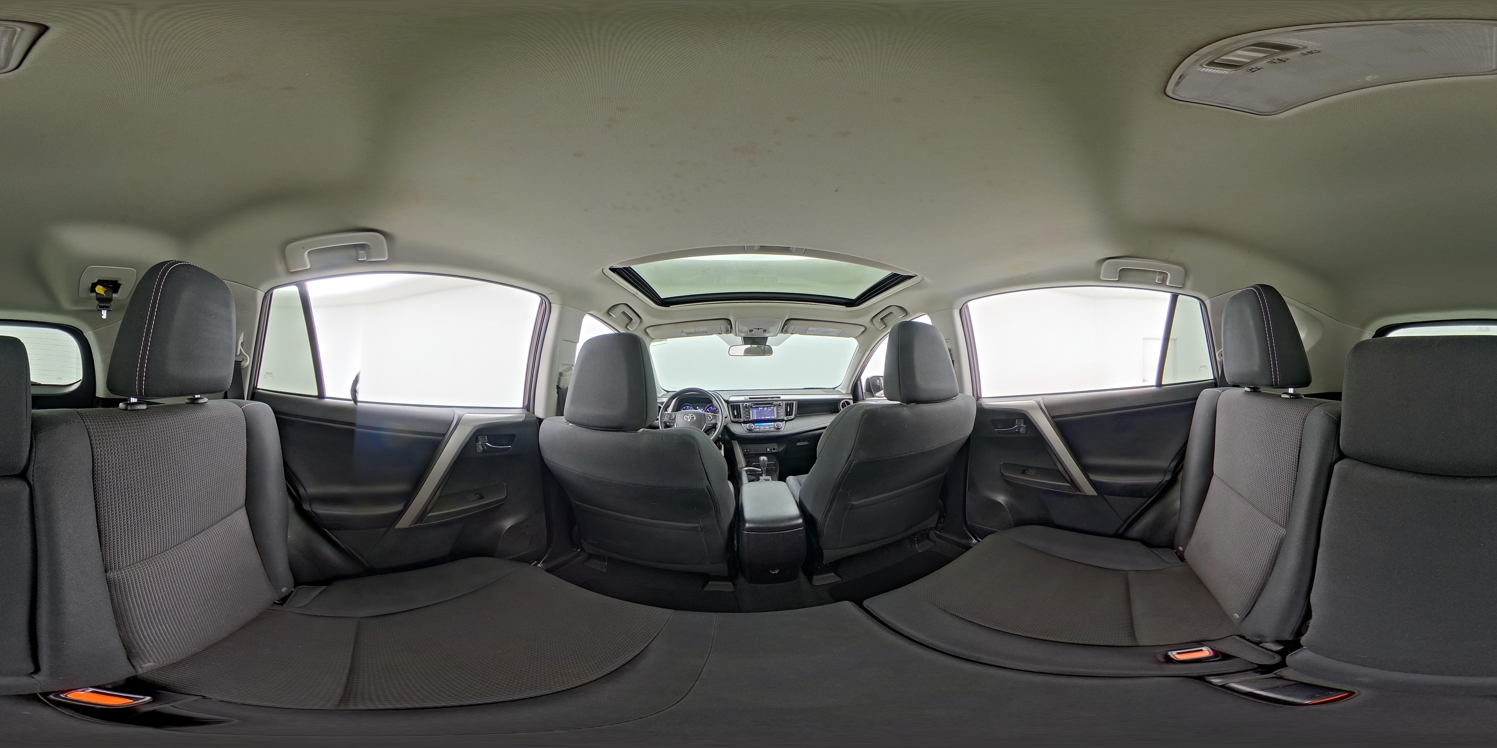 2017 Toyota RAV4 XLE - Photo 26