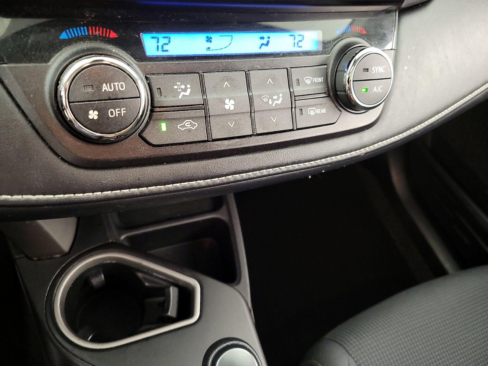 2017 Toyota RAV4 XLE - Photo 17