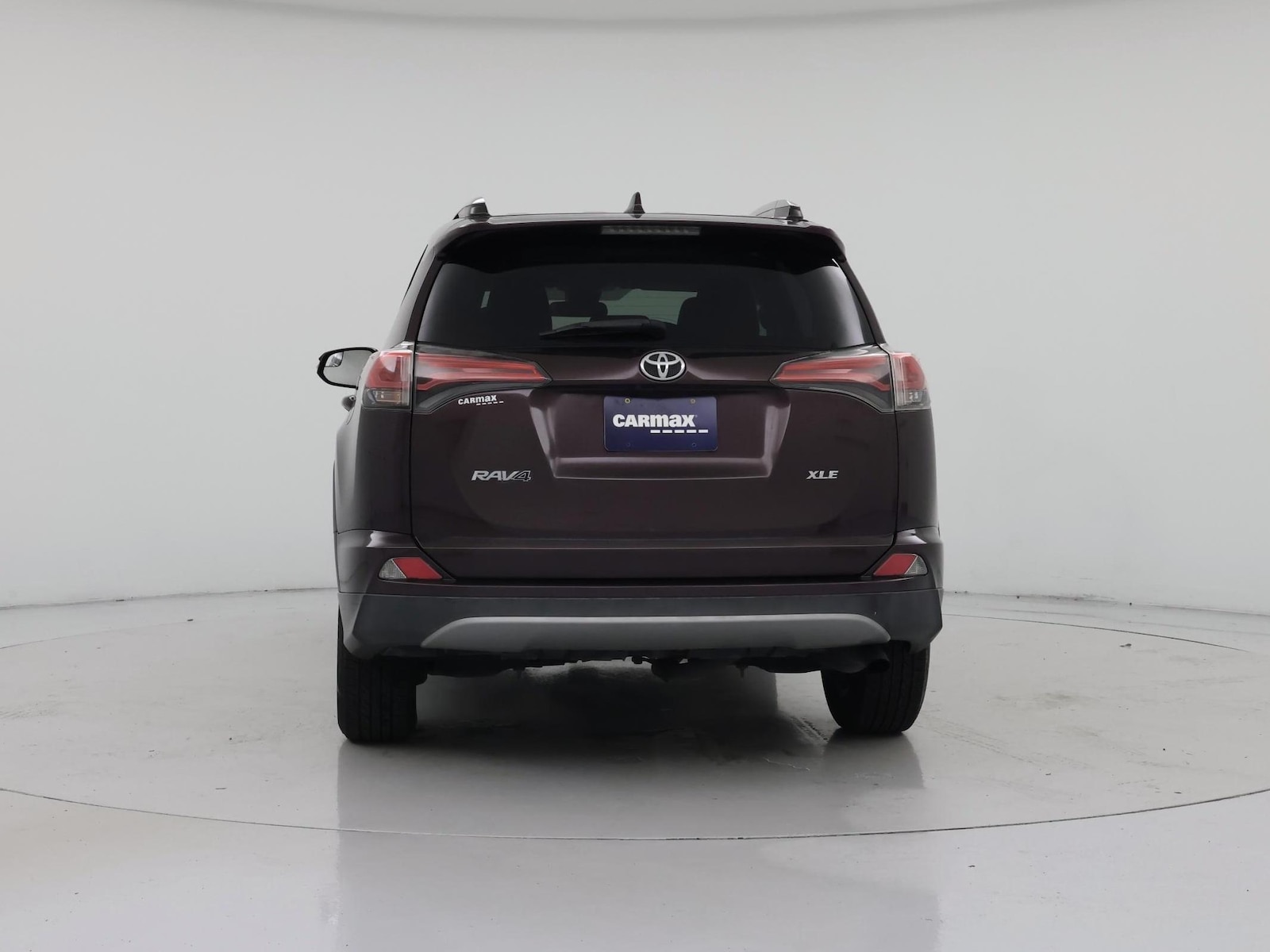 2017 Toyota RAV4 XLE - Photo 7