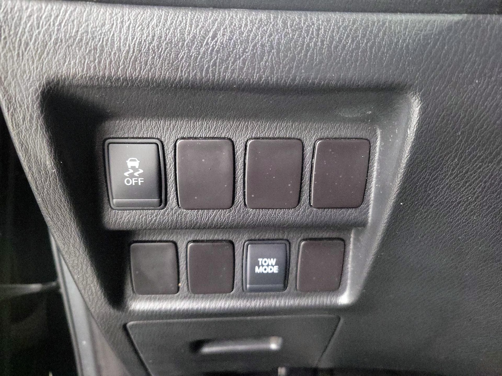 2016 Nissan Pathfinder SV - Photo 14