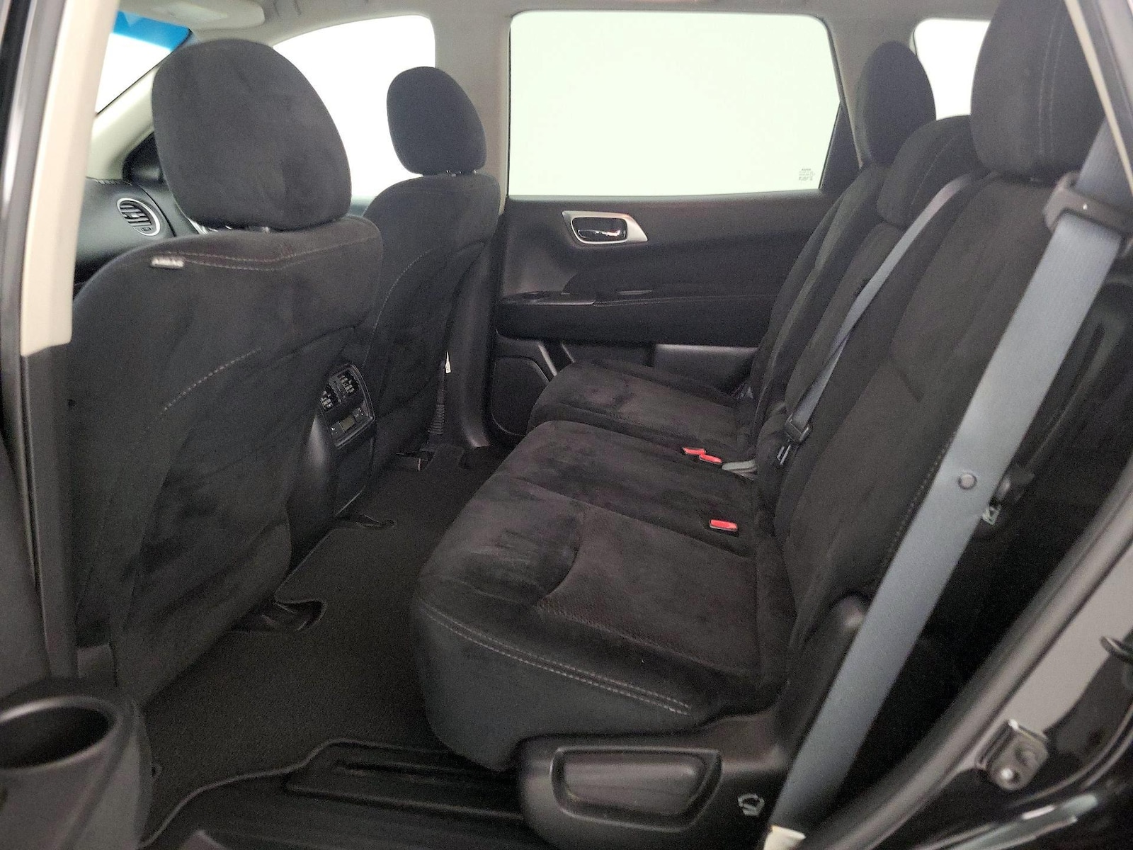 2016 Nissan Pathfinder SV - Photo 19