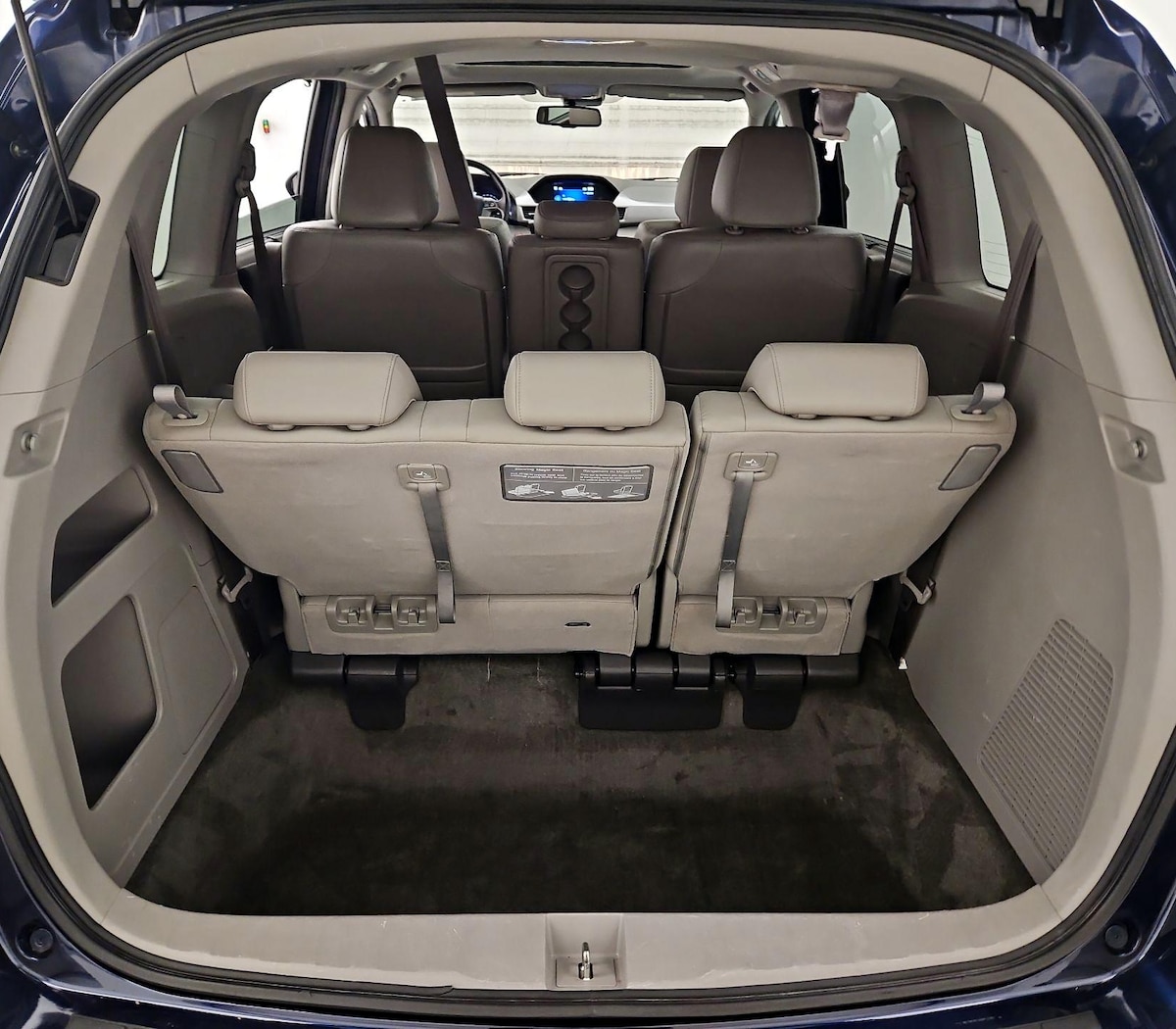 Trunk/Cargo (Seats Up)