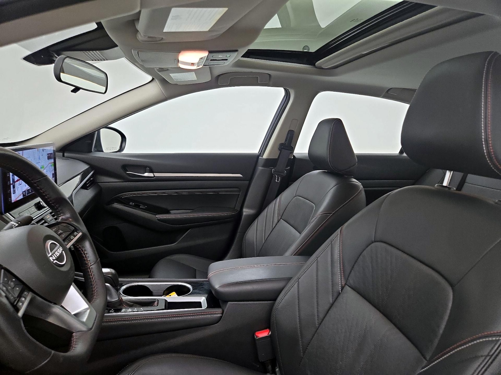 2023 Nissan Altima SR - Photo 21