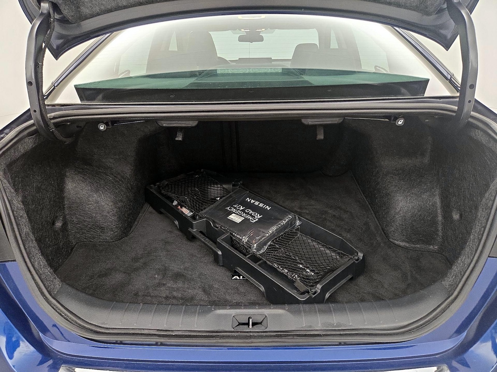 2023 Nissan Altima SR - Photo 23