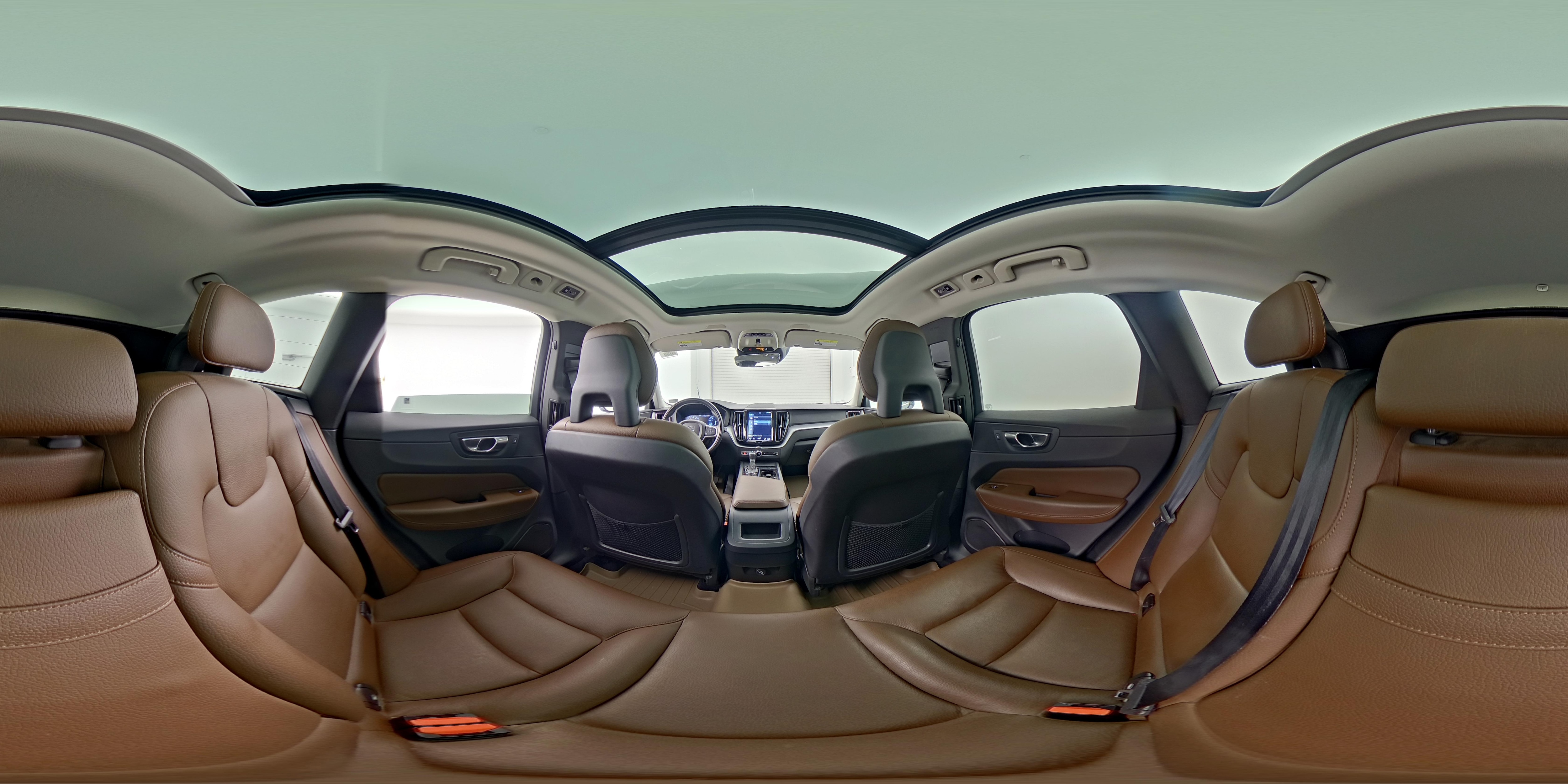 2018 Volvo XC60 Momentum - Photo 27