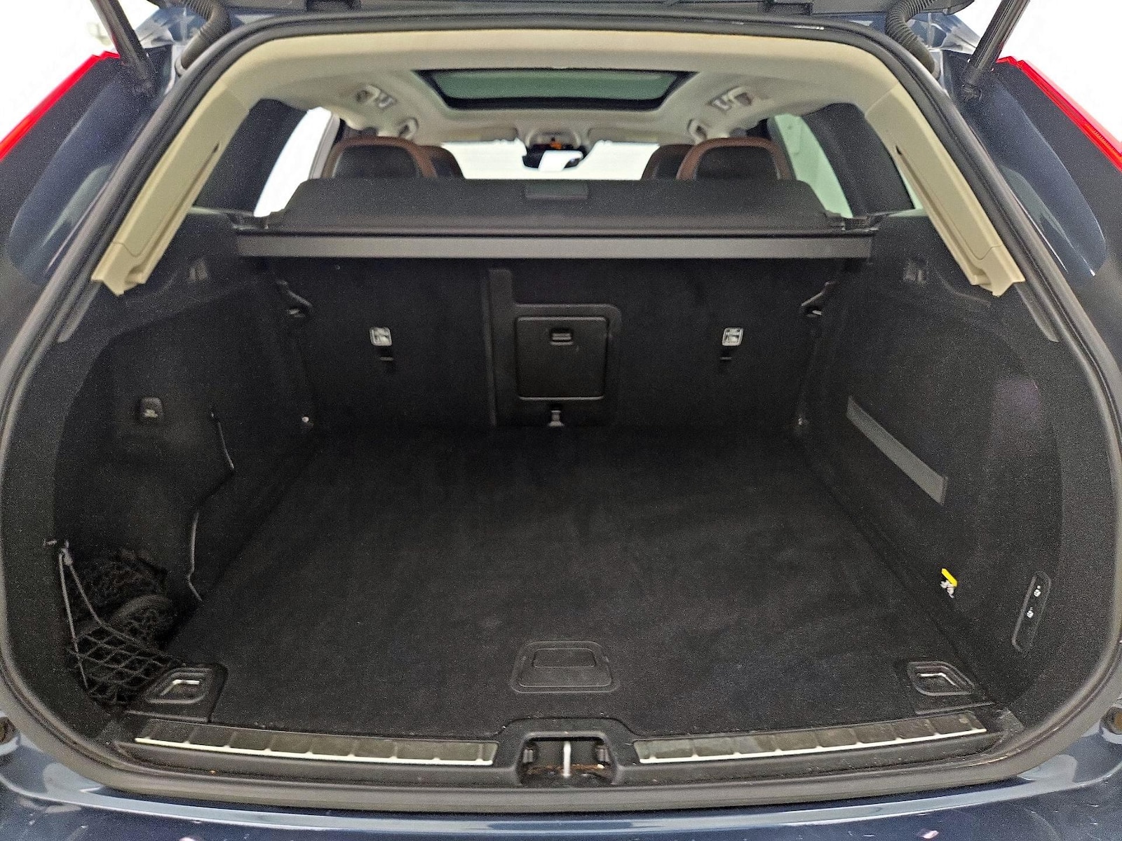 2018 Volvo XC60 Momentum - Photo 22