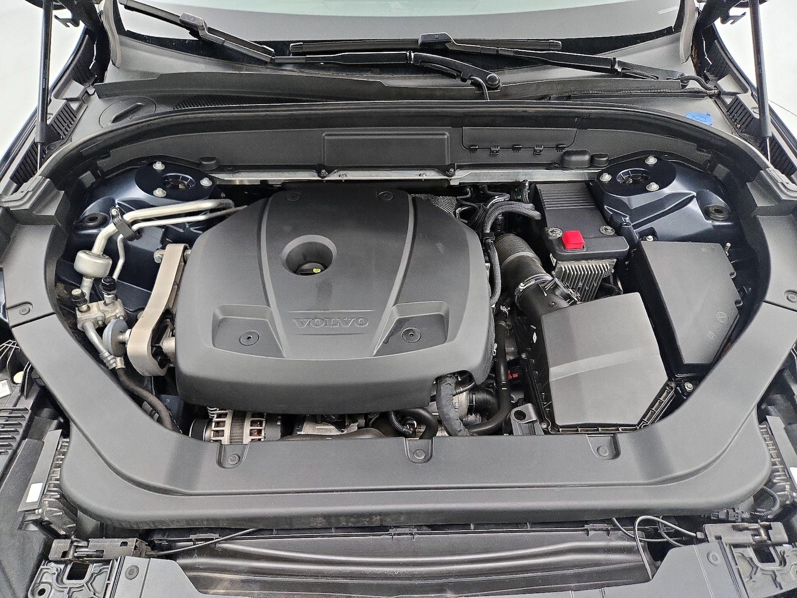 2018 Volvo XC60 Momentum - Photo 23