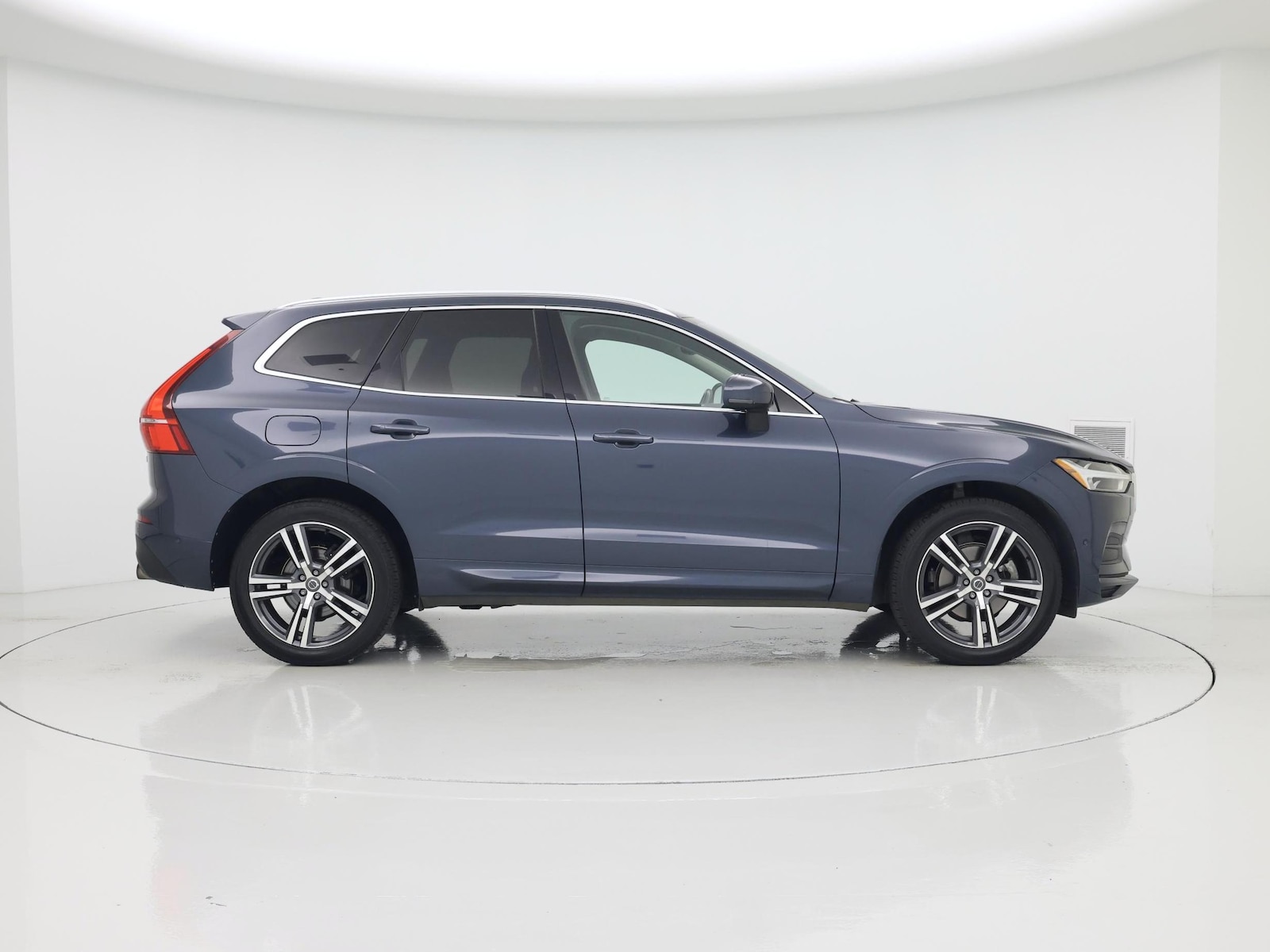2018 Volvo XC60 Momentum - Photo 8