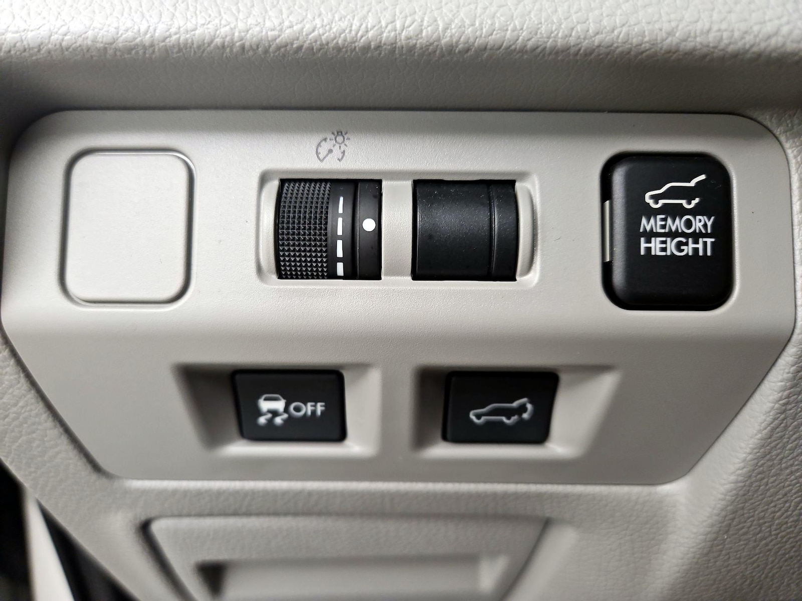 2016 Subaru Forester i Limited - Photo 14