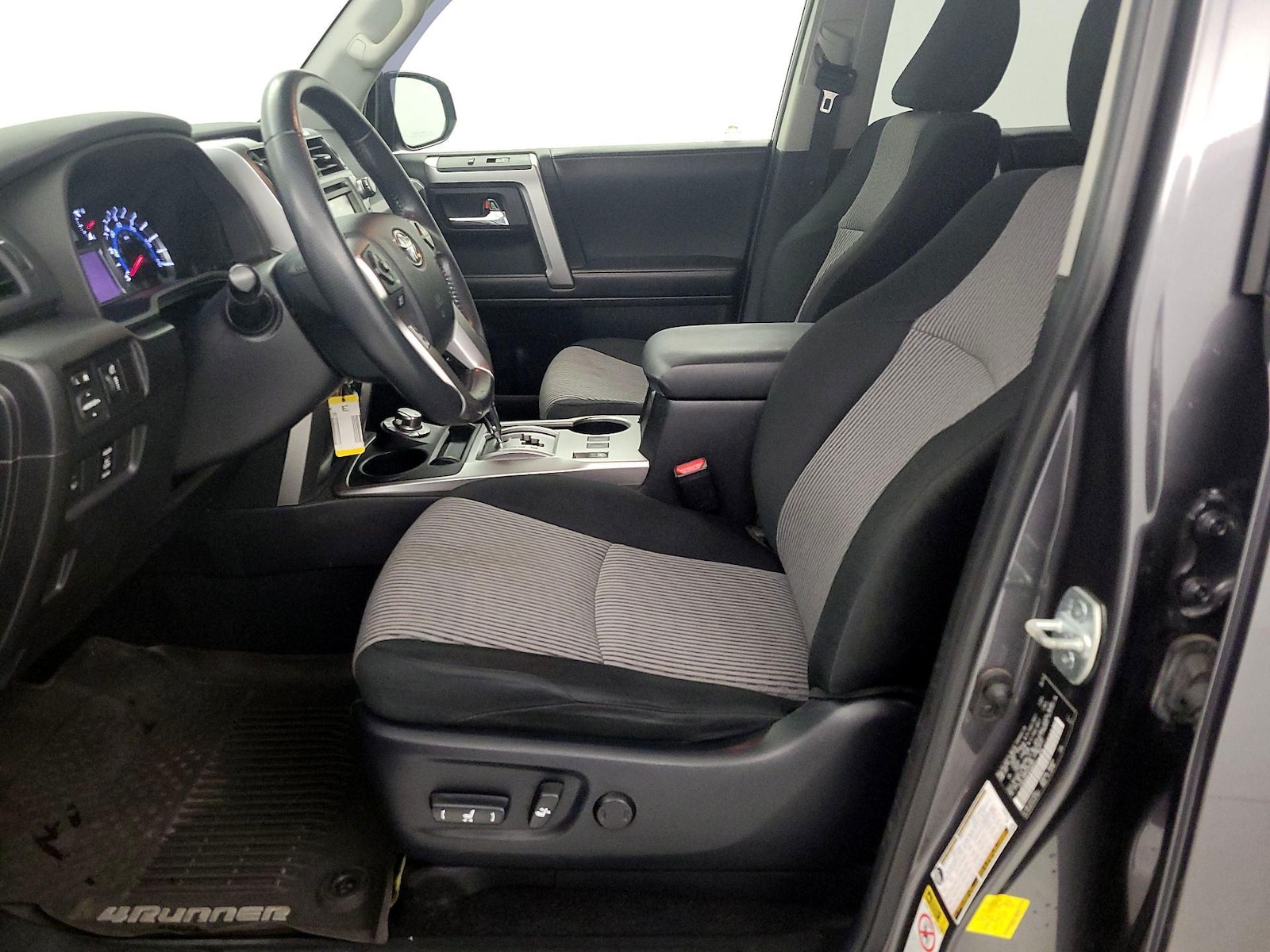 Power Seat(s) & Side Airbags