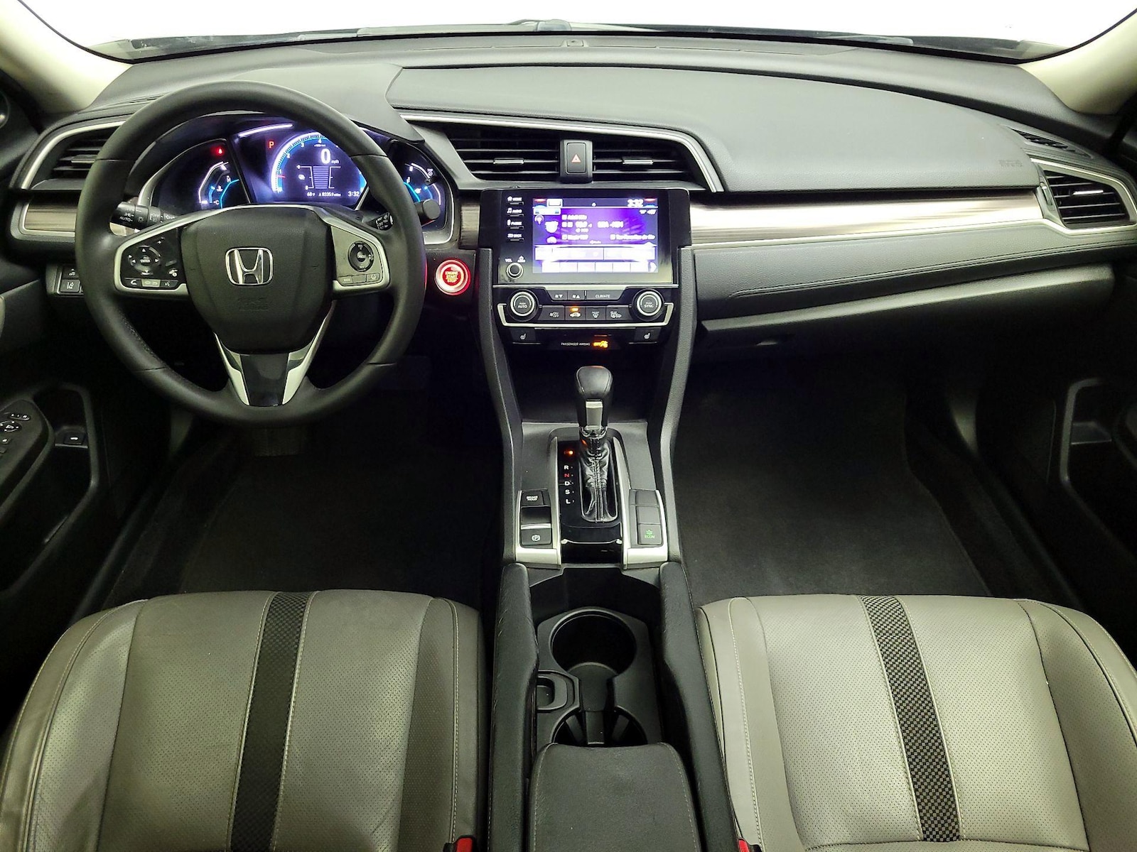 Apple CarPlay® & Android Auto™