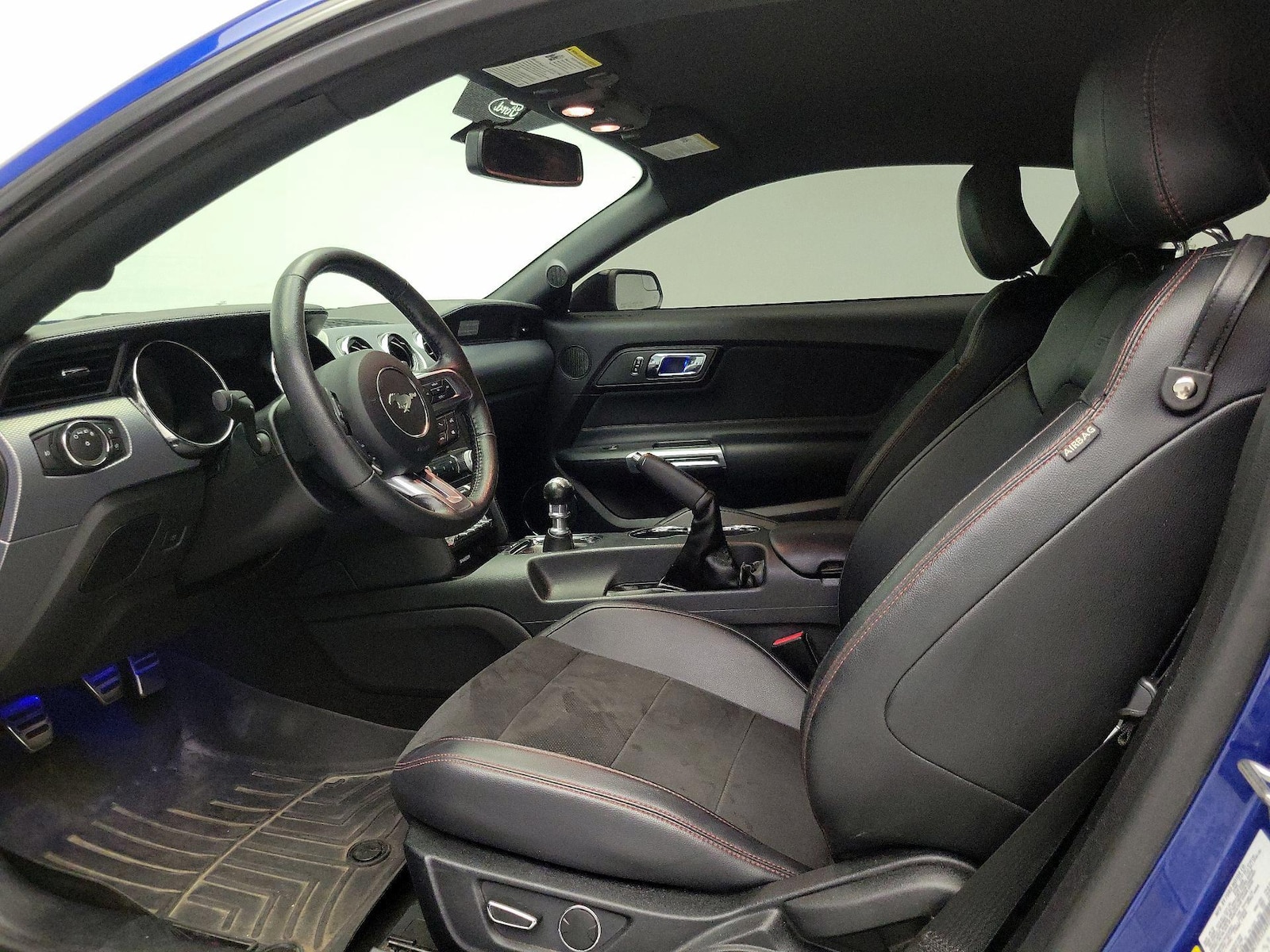 2017 Ford Mustang GT Premium - Photo 12