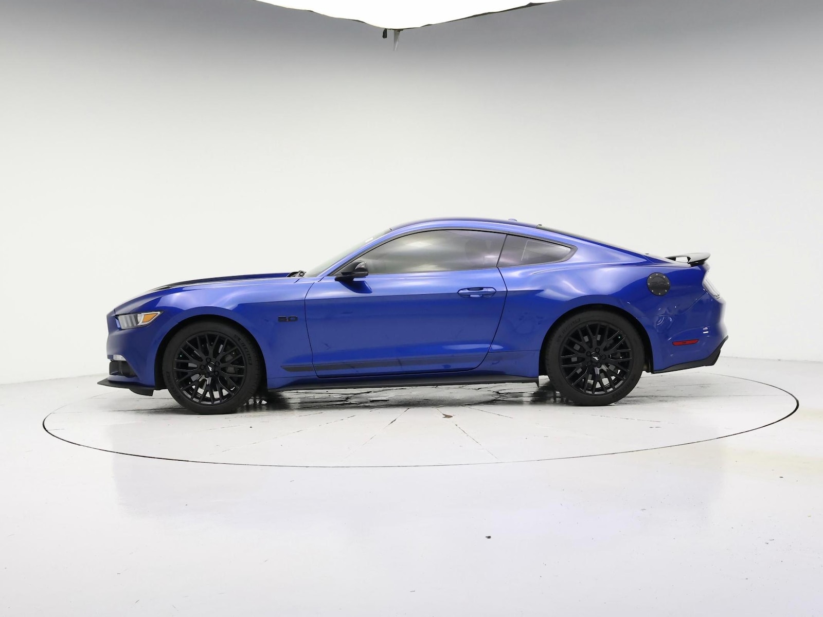 2017 Ford Mustang GT Premium - Photo 8