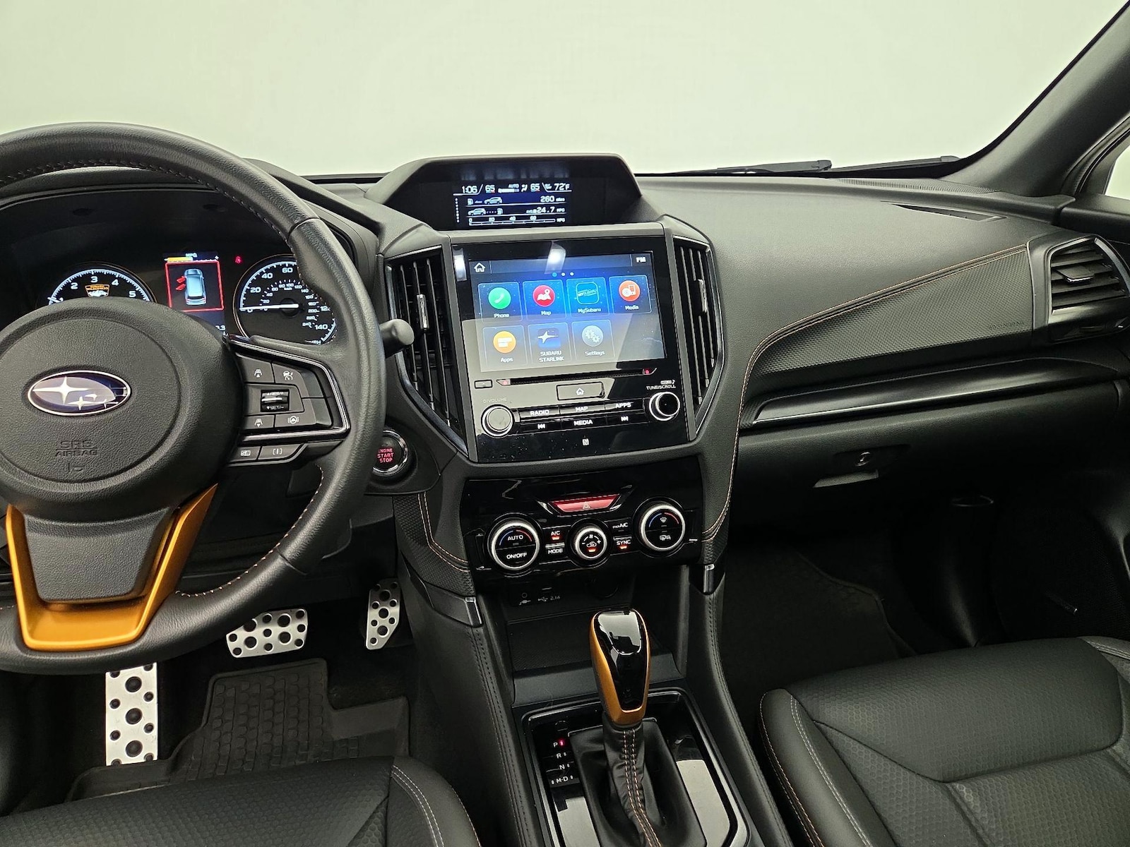 Apple CarPlay® & Android Auto™