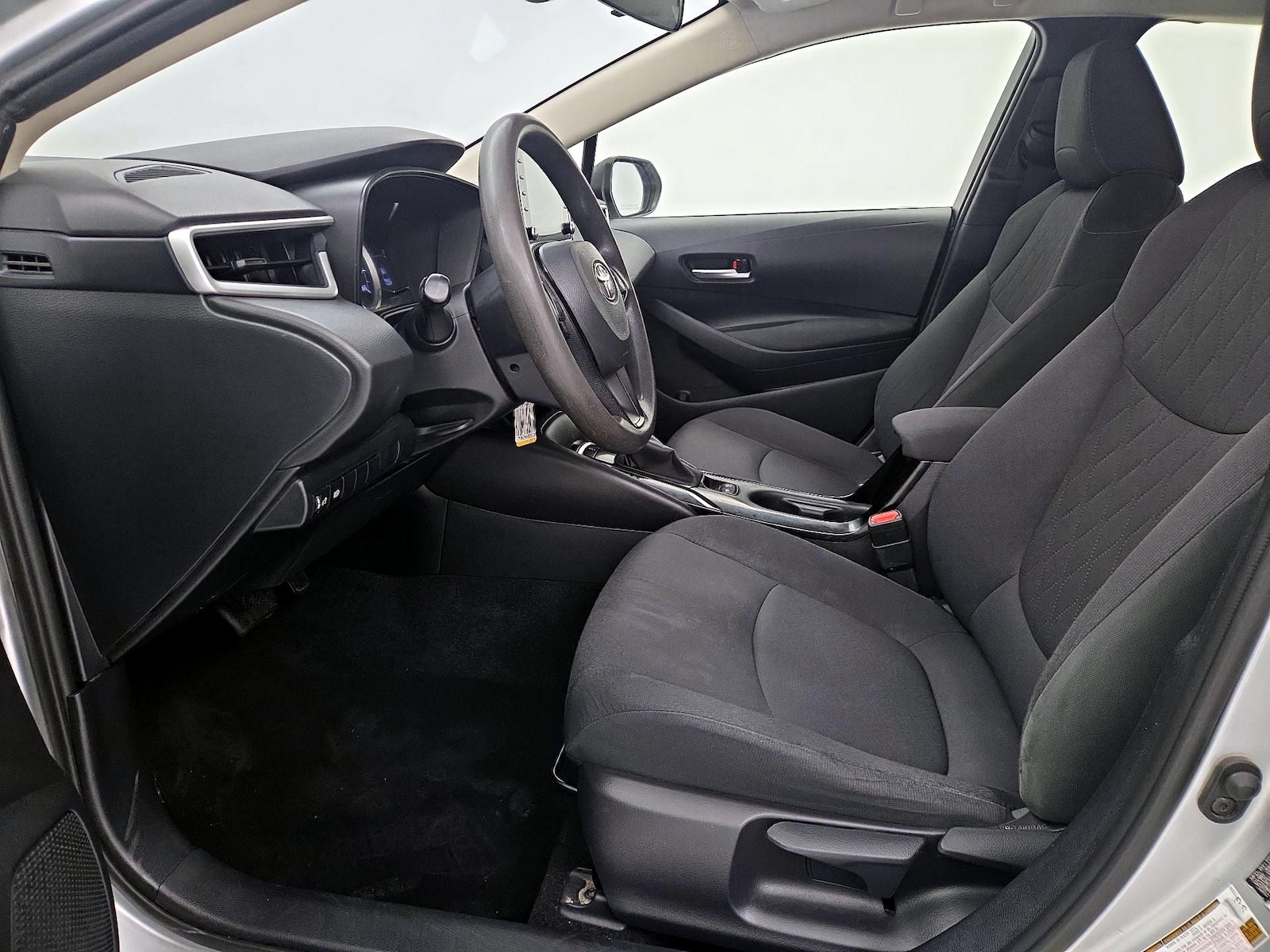 2020 Toyota Corolla LE - Photo 12