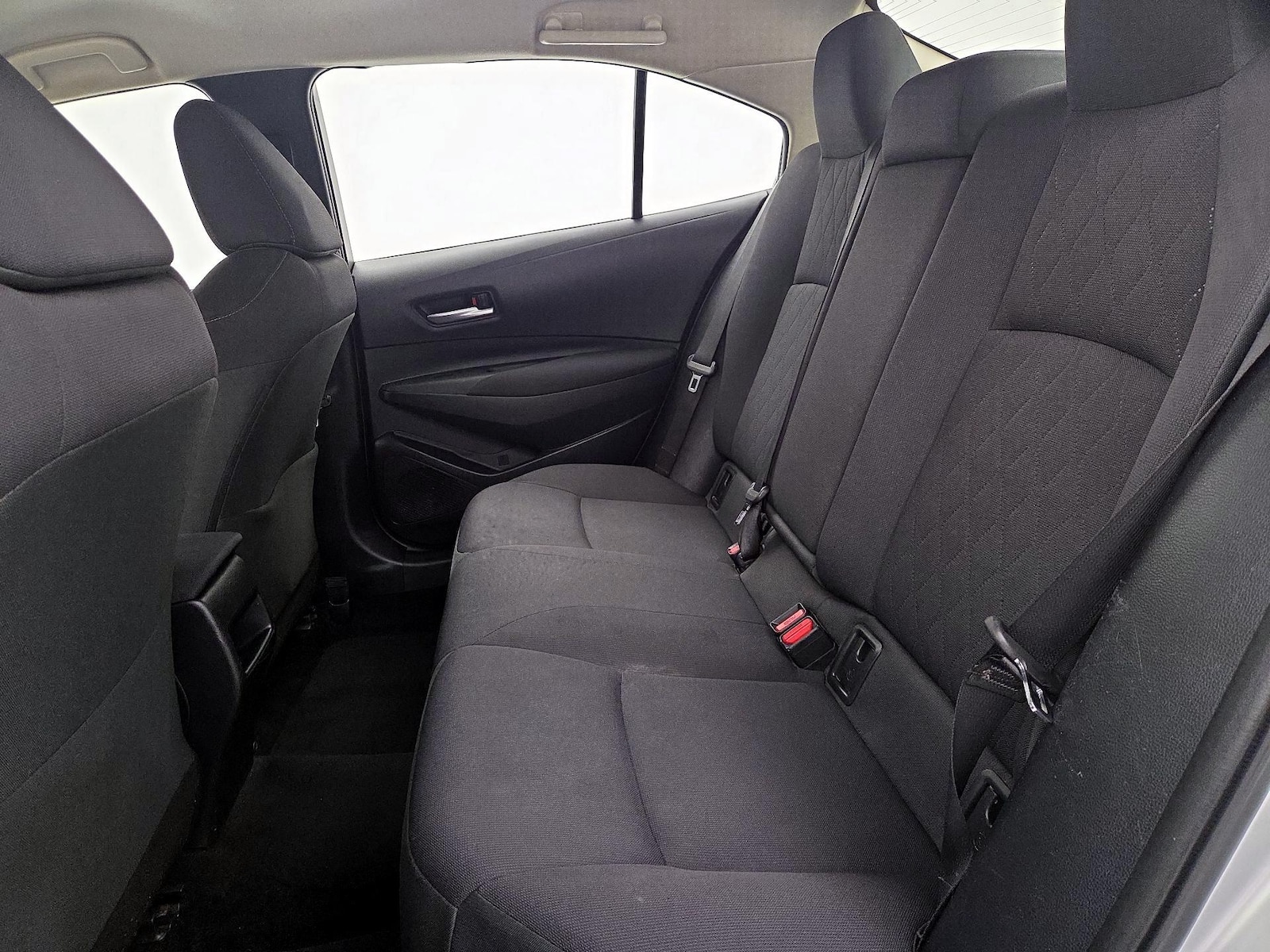 2020 Toyota Corolla LE - Photo 20