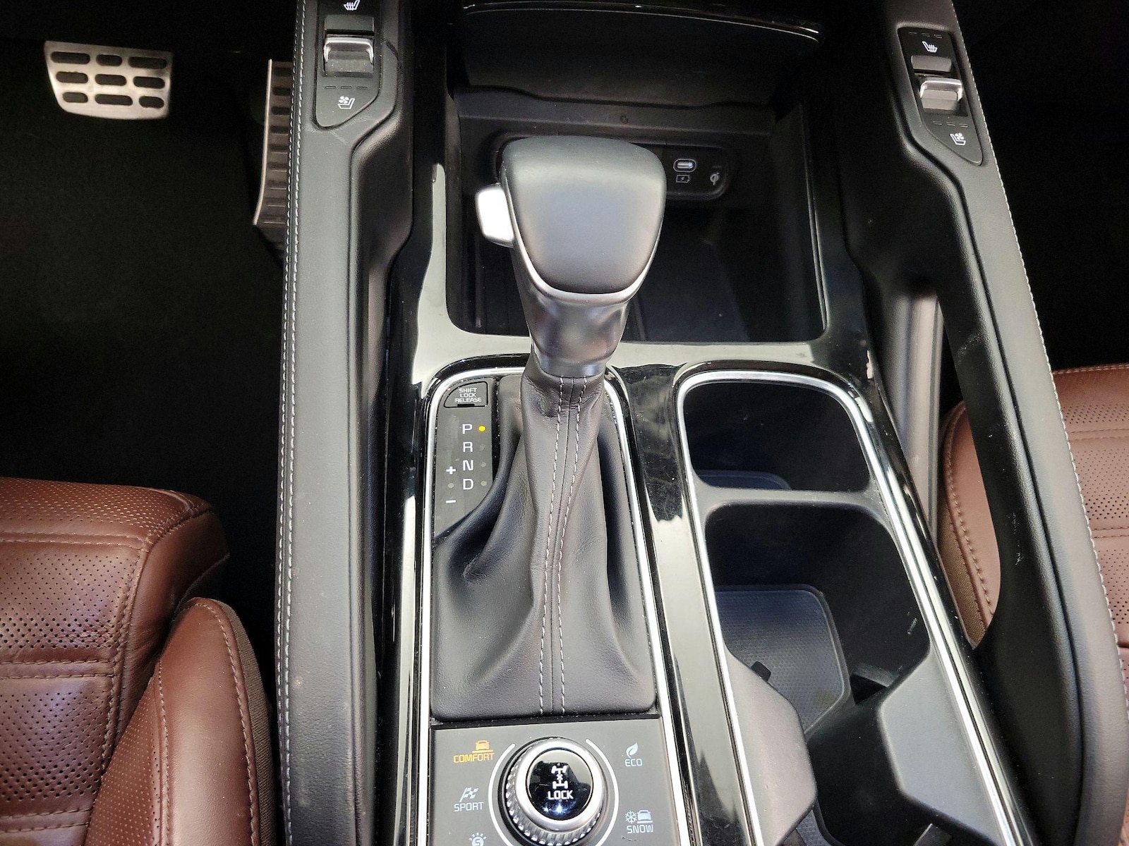 2024 Kia Telluride SX Prestige - Photo 19