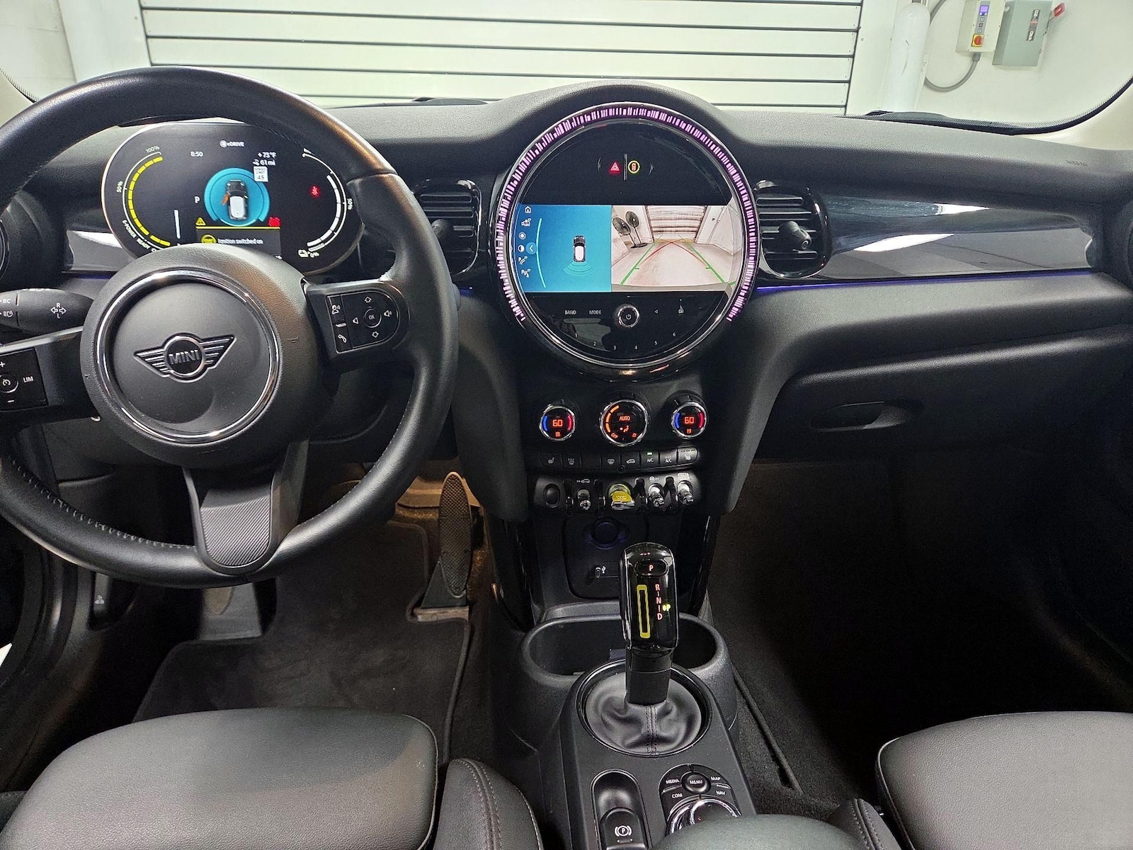 2023 MINI Hardtop 2 Door SE - Photo 10