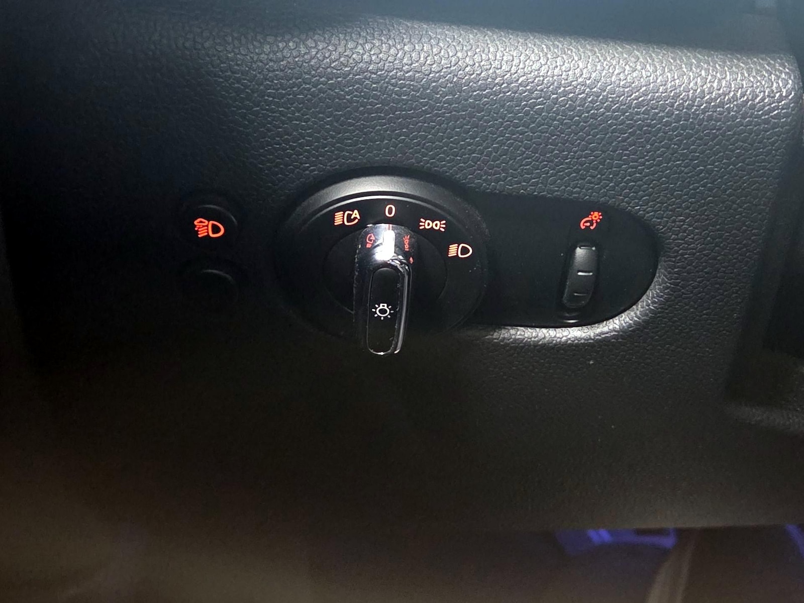 2023 MINI Hardtop 2 Door SE - Photo 14