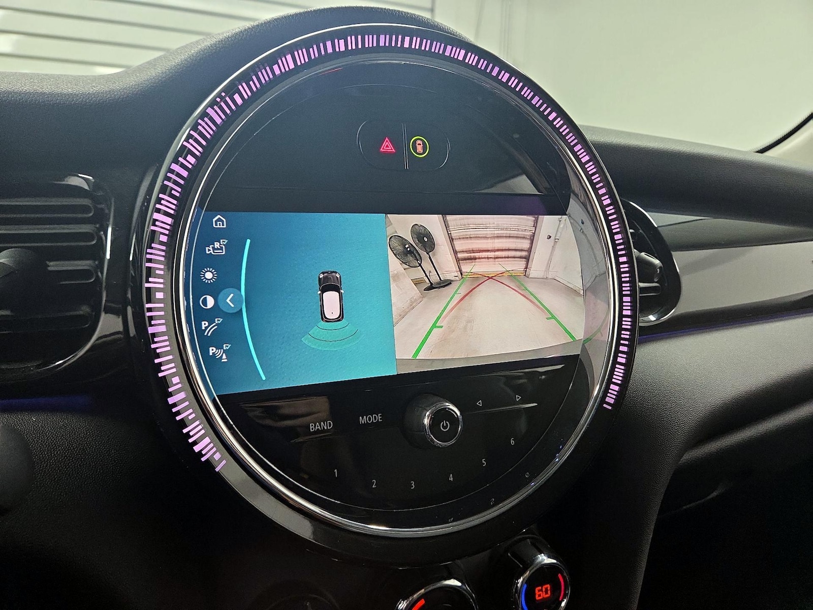 2023 MINI Hardtop 2 Door SE - Photo 15