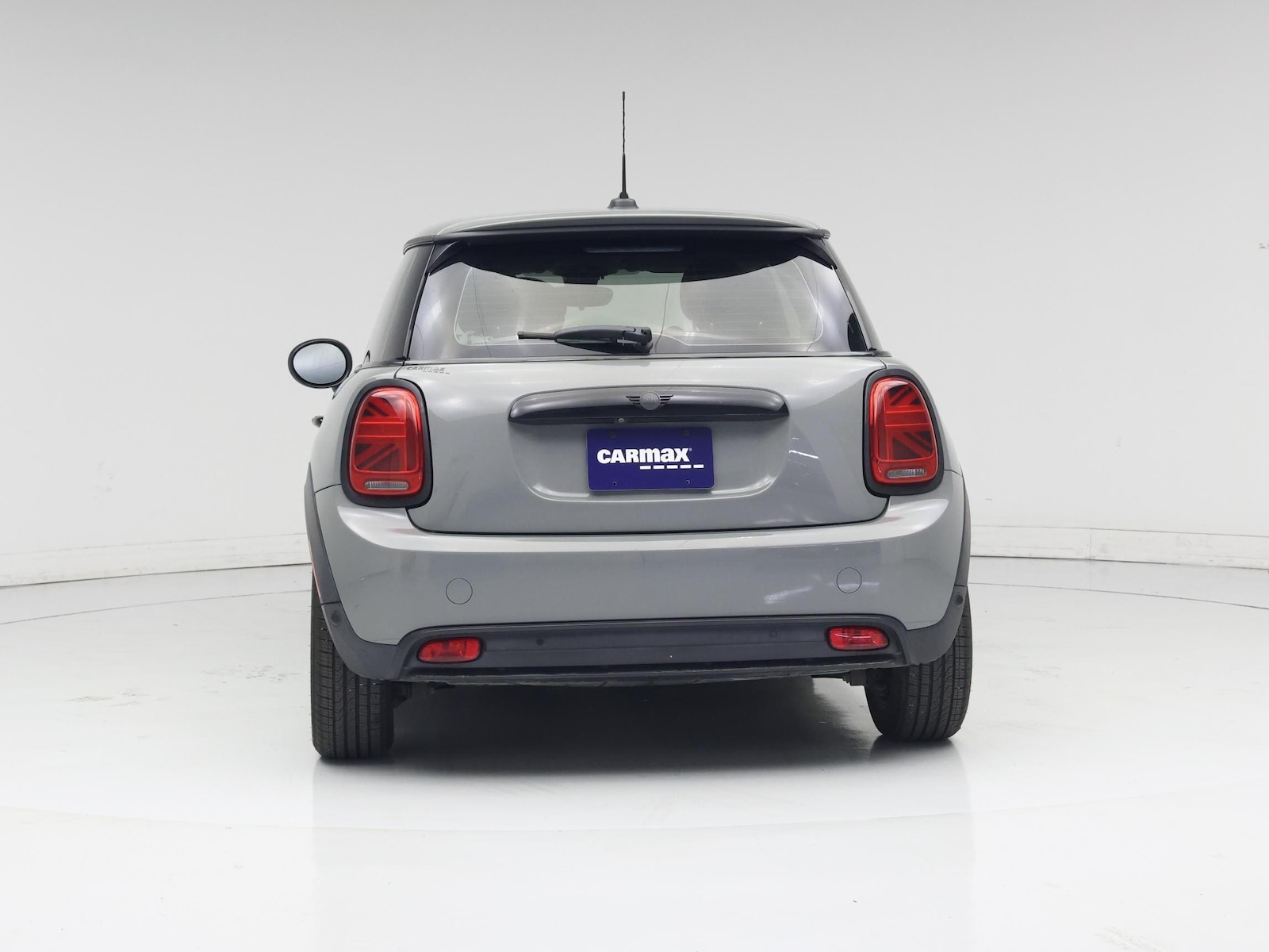 2023 MINI Hardtop 2 Door SE - Photo 7