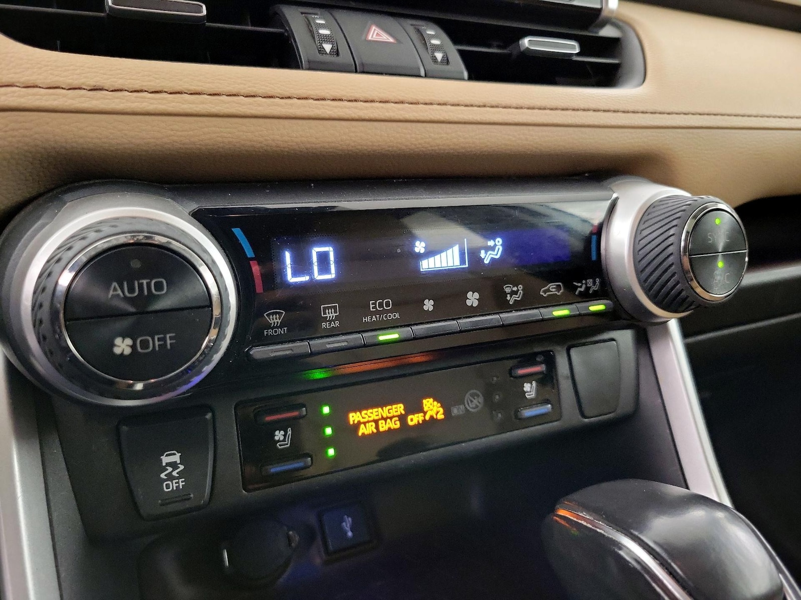 2021 Toyota RAV4 Limited - Photo 18