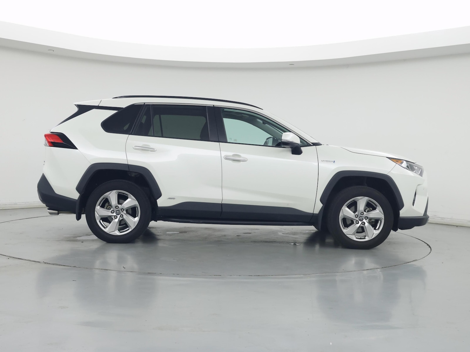 2021 Toyota RAV4 Limited - Photo 8