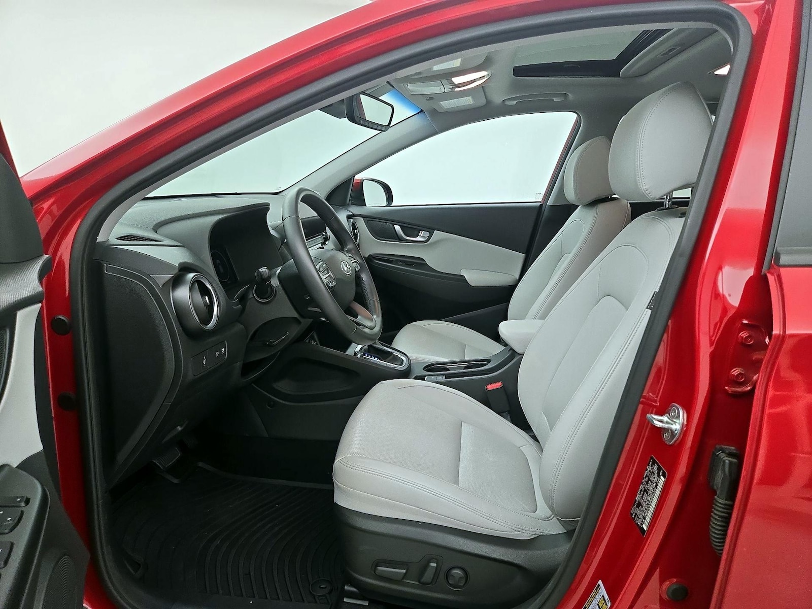 2022 Hyundai Kona Limited - Photo 12
