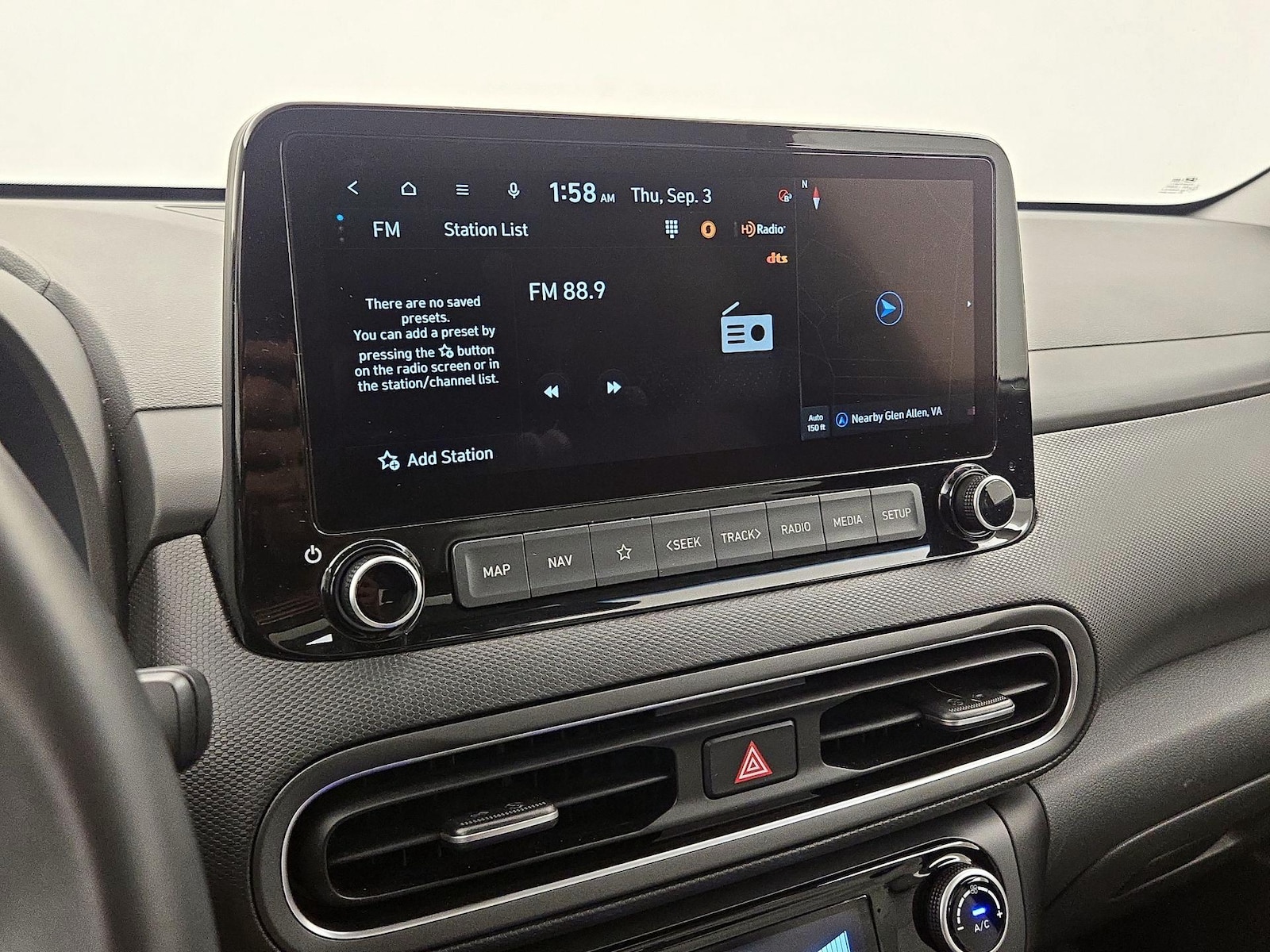 2022 Hyundai Kona Limited - Photo 17