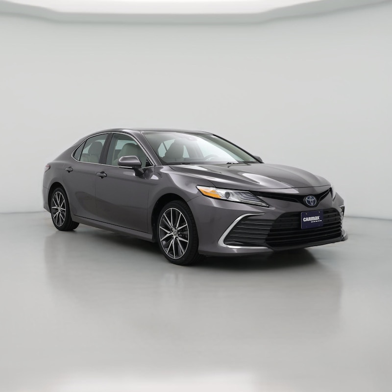 2023 Toyota Camry Hybrid XLE