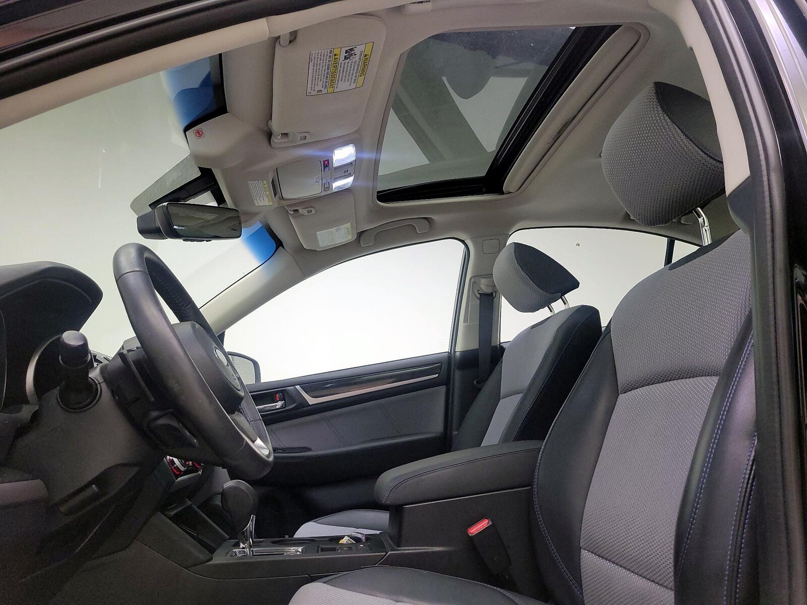 Sunroof(s) & Overhead Airbags