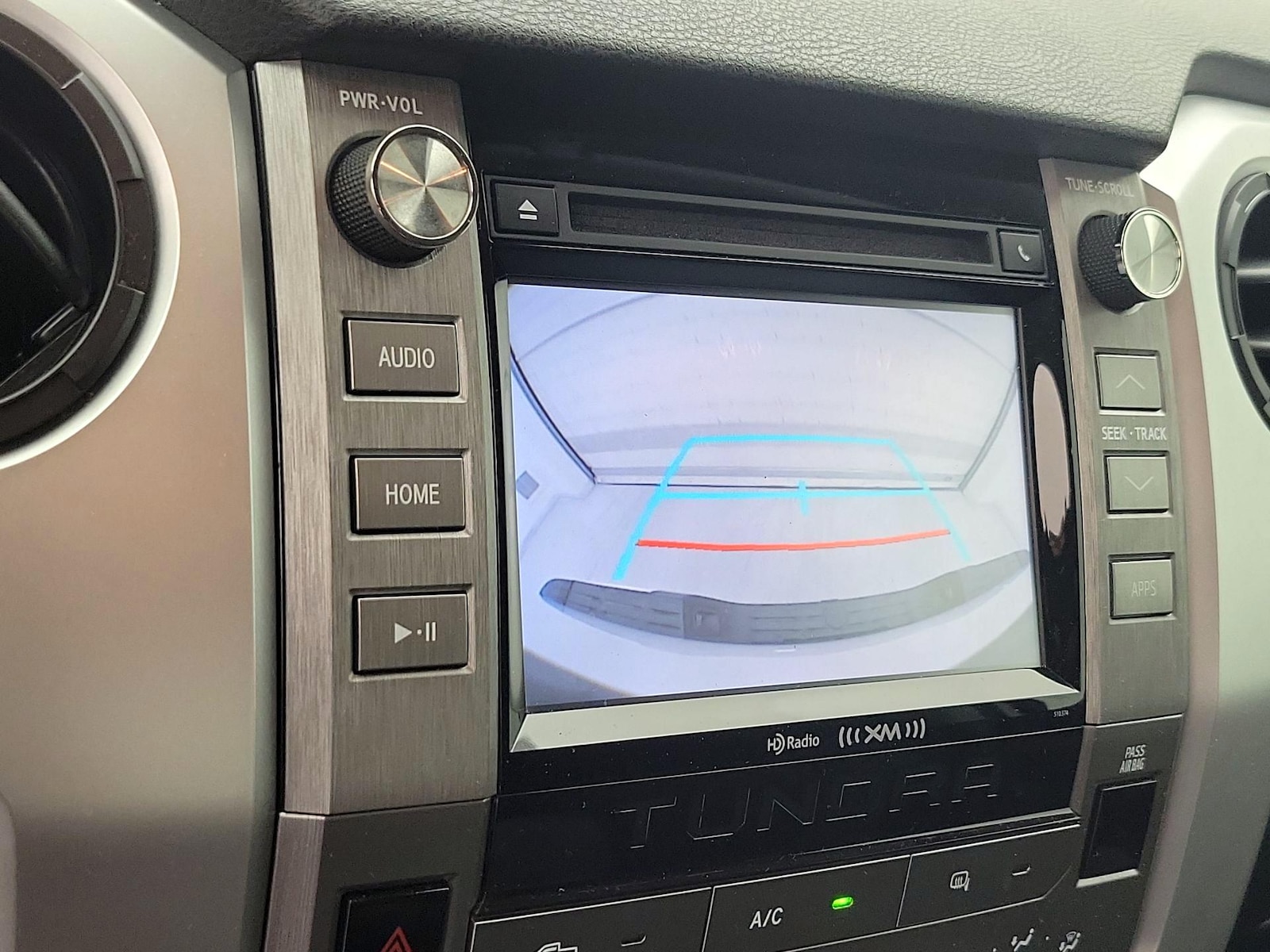2019 Toyota Tundra SR5 - Photo 15