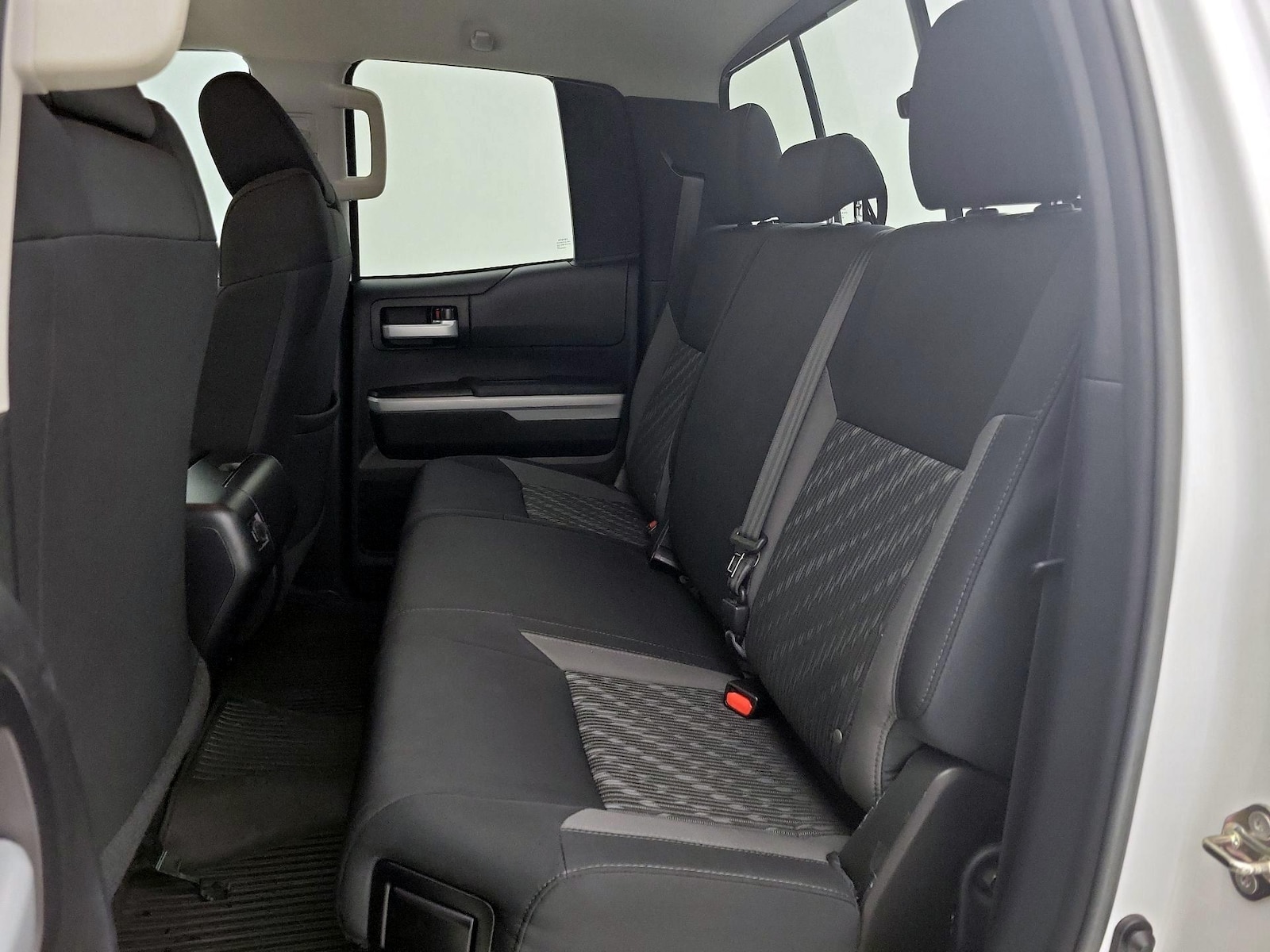 2019 Toyota Tundra SR5 - Photo 20