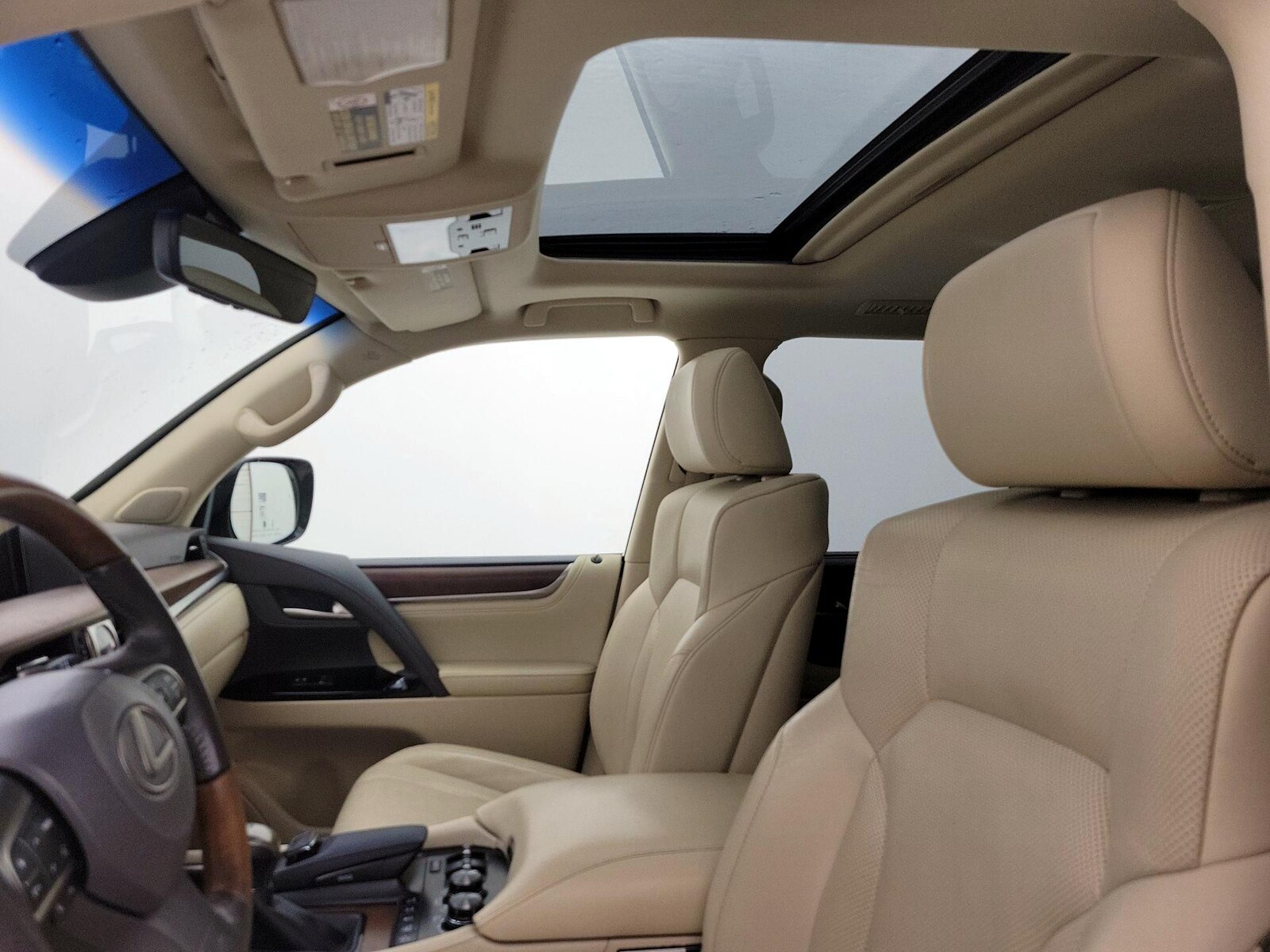 Sunroof(s) & Overhead Airbags