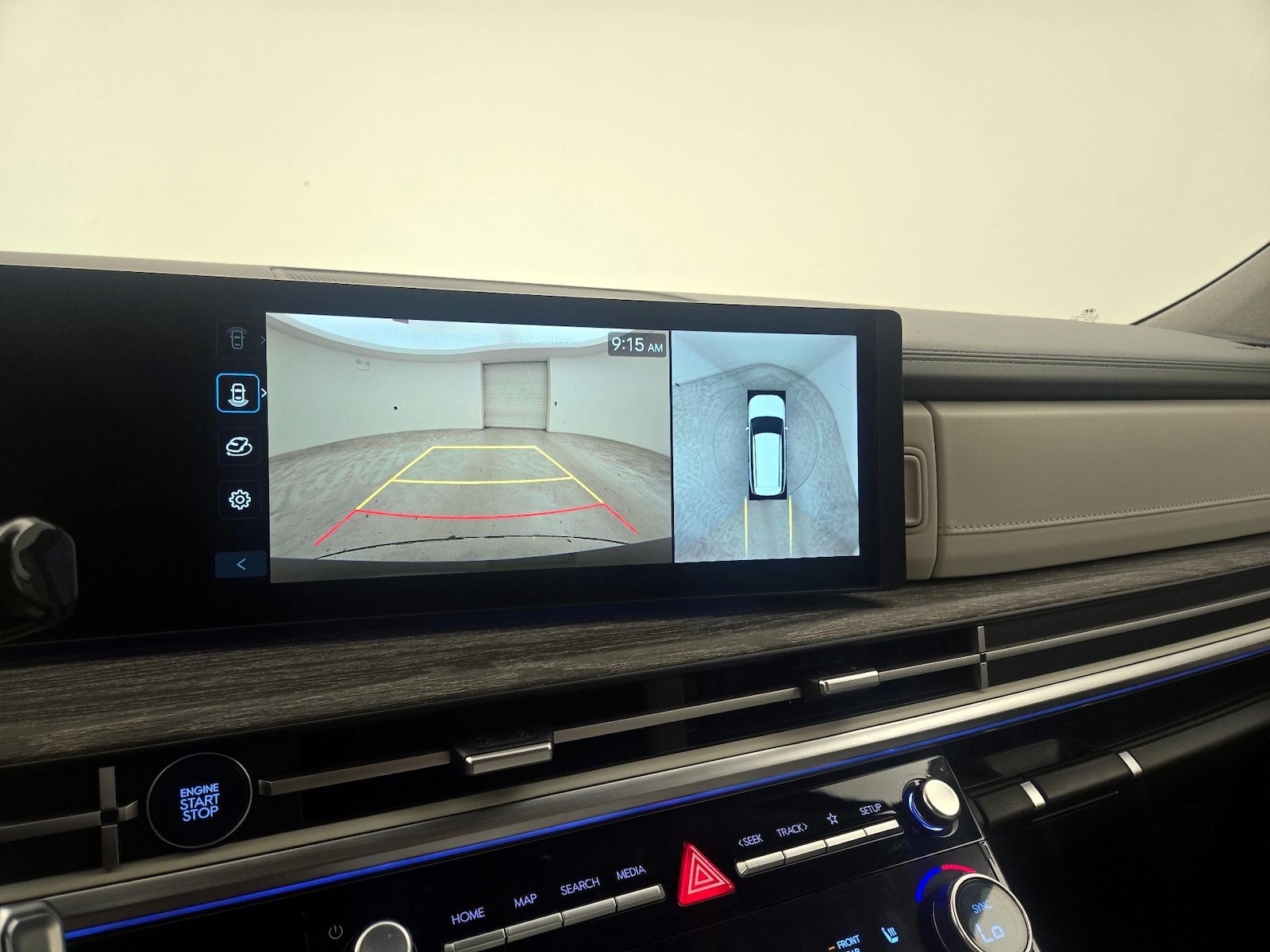 2024 Hyundai Santa Fe Limited - Photo 16