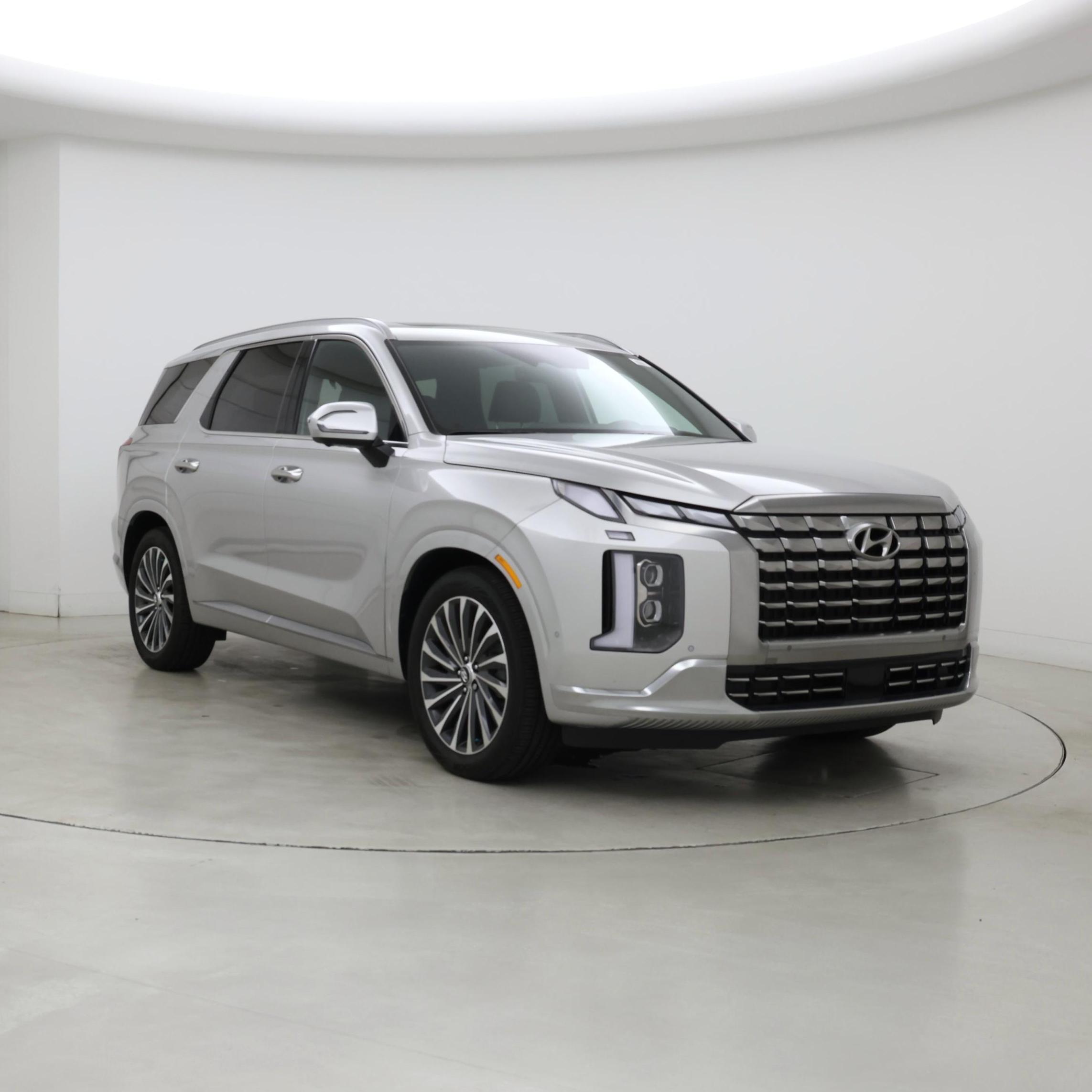 Silver 2025 Hyundai Palisade SUV / Crossover Front-Wheel Drive Automatic