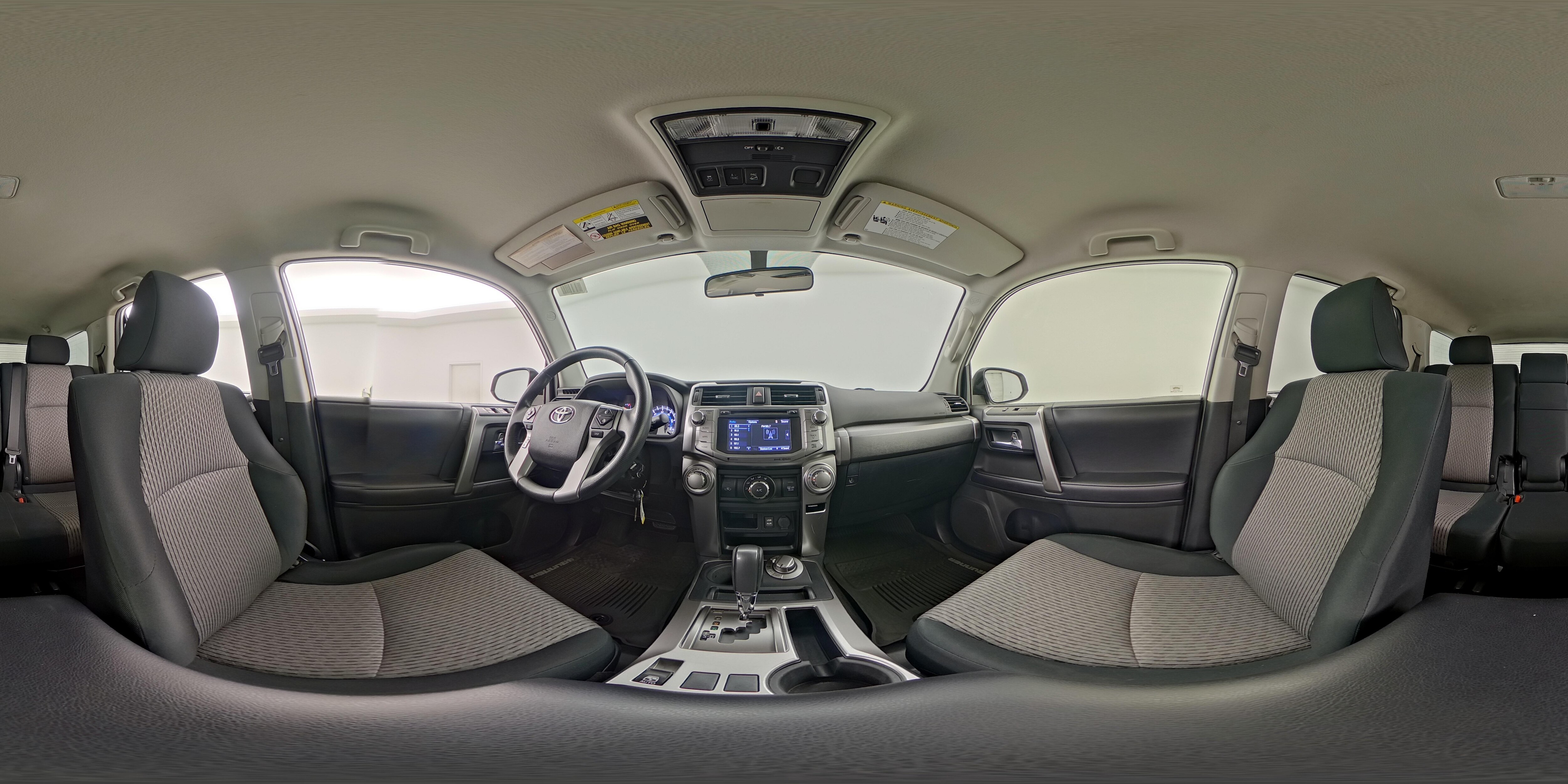 2018 Toyota 4Runner SR5 - Photo 27