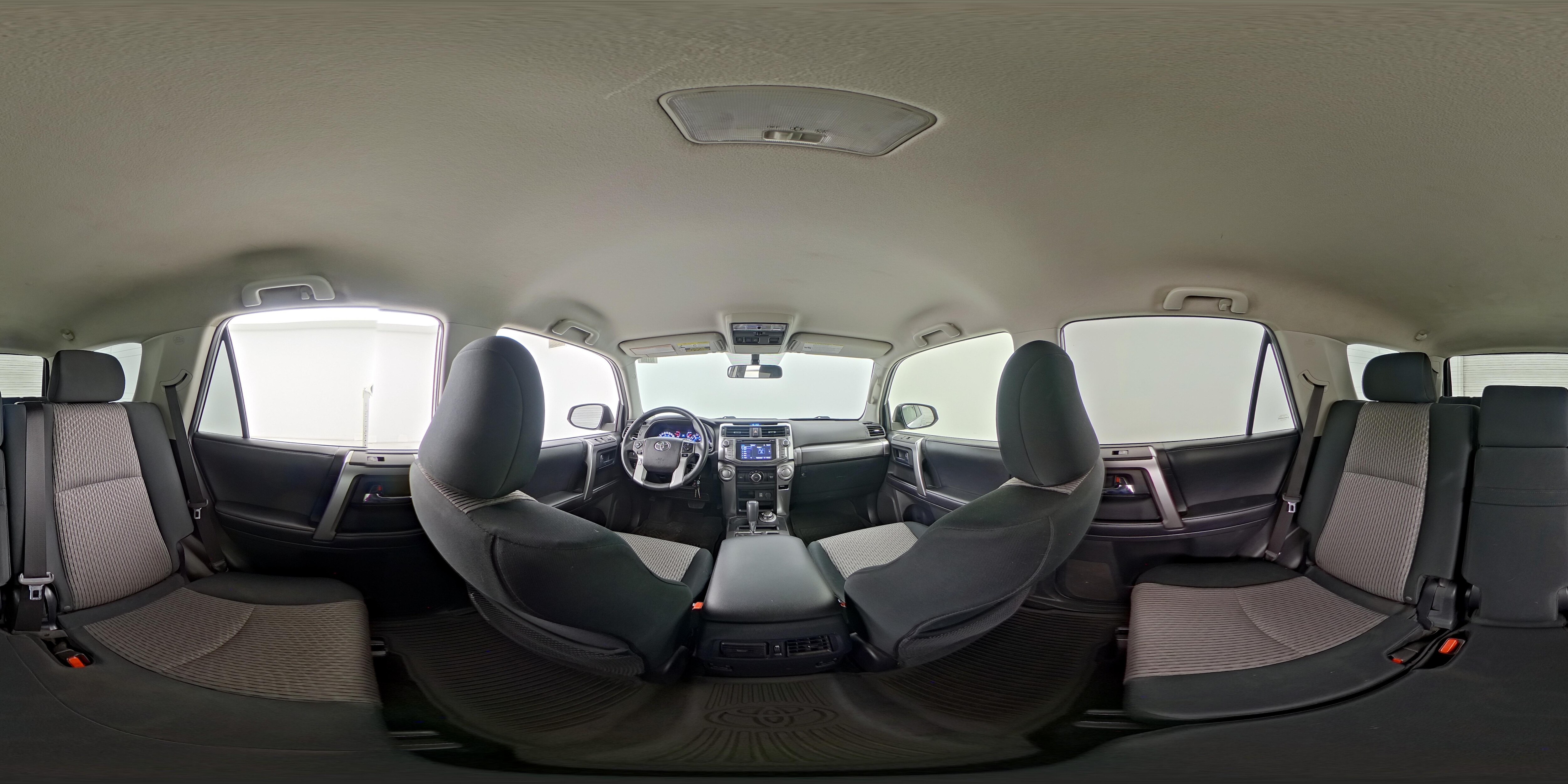 2018 Toyota 4Runner SR5 - Photo 28