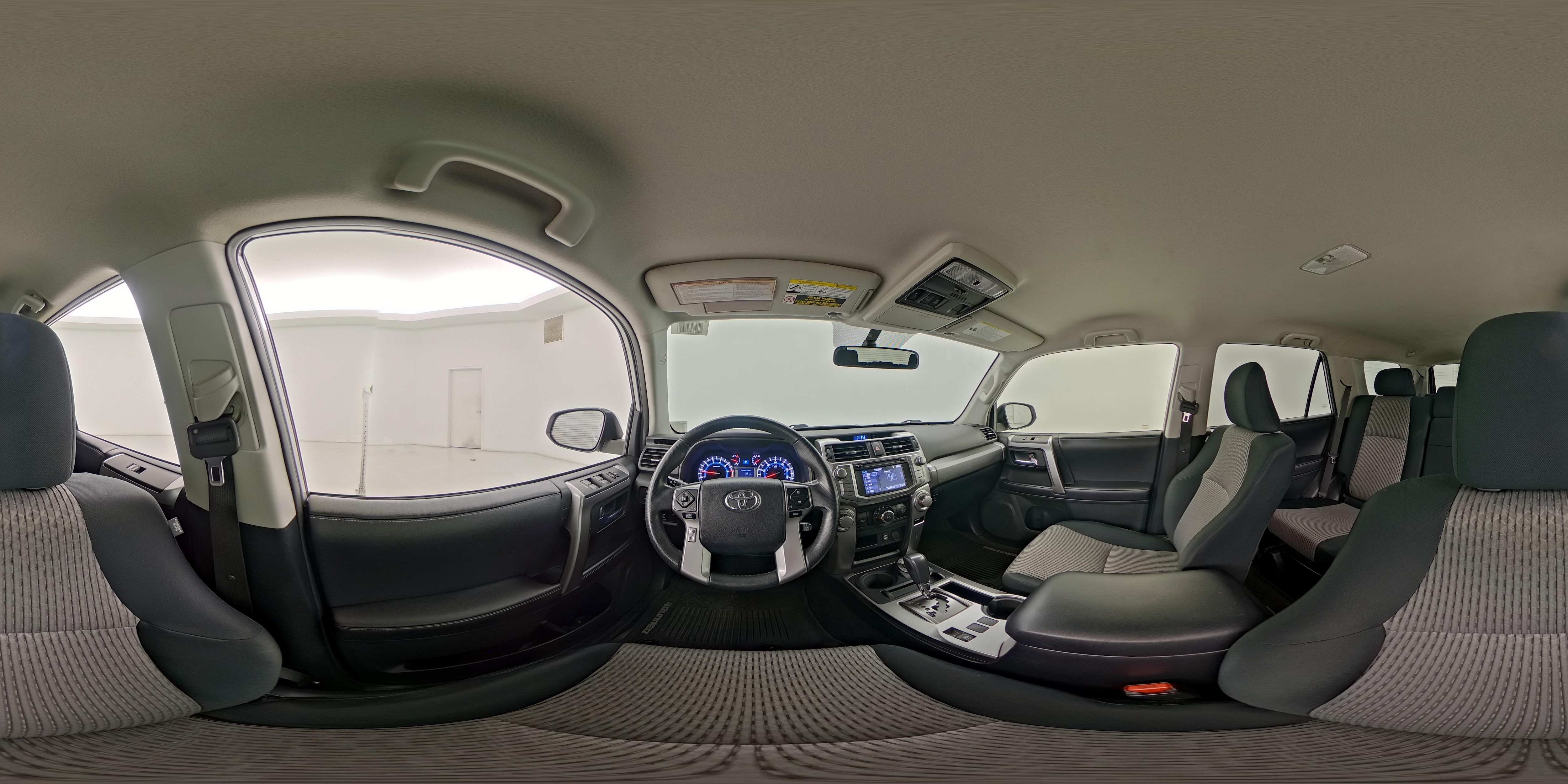 2018 Toyota 4Runner SR5 - Photo 29